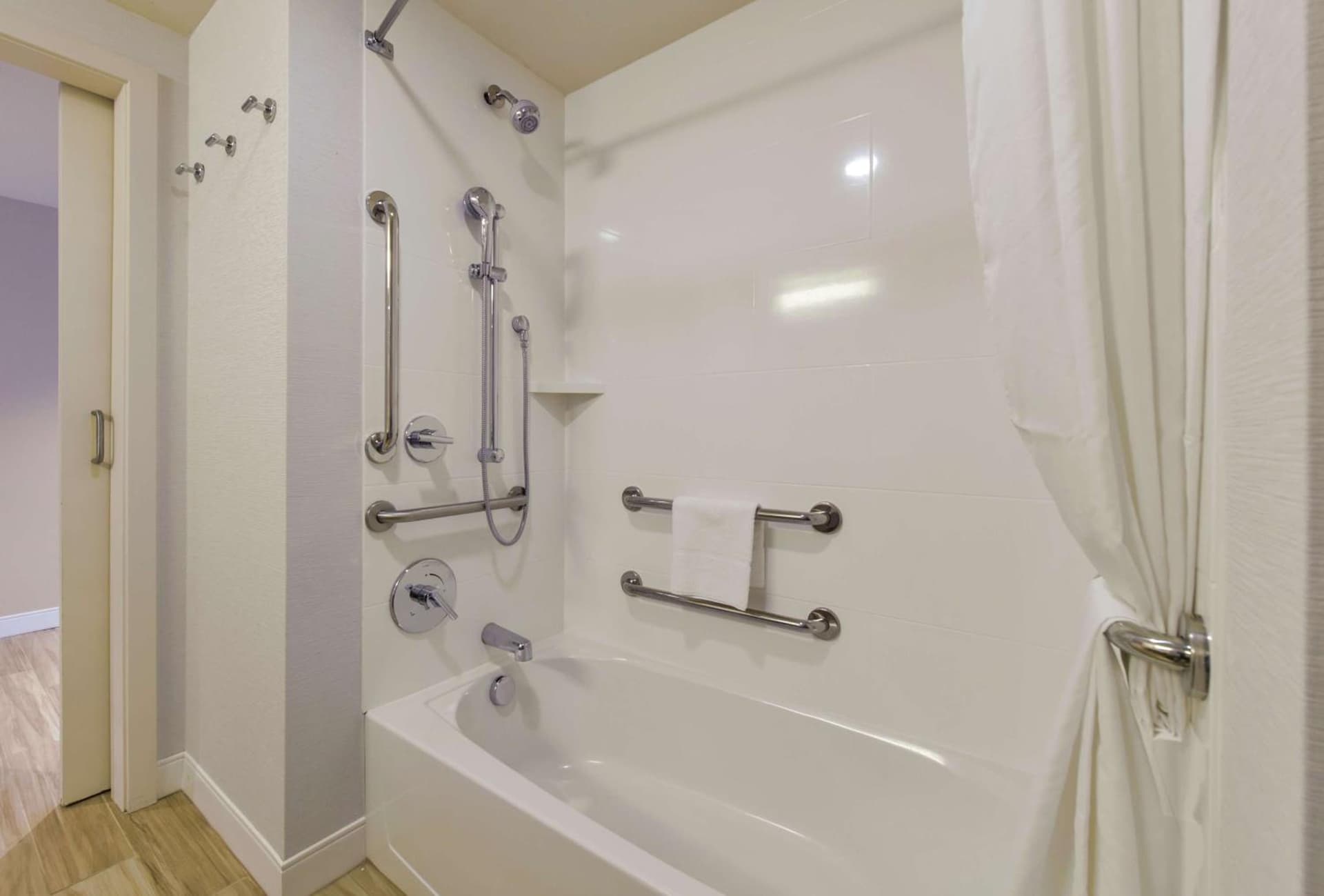 Hampton Inn & Suites Seattle/Redmond Wa gallery photo in Redmond, WA — image 26