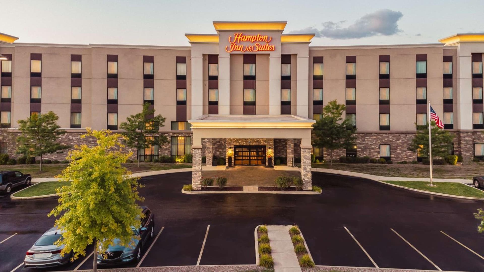 Hampton Inn & Suites Niles/Warren, OH property views in Niles, OH — gallery photo 3