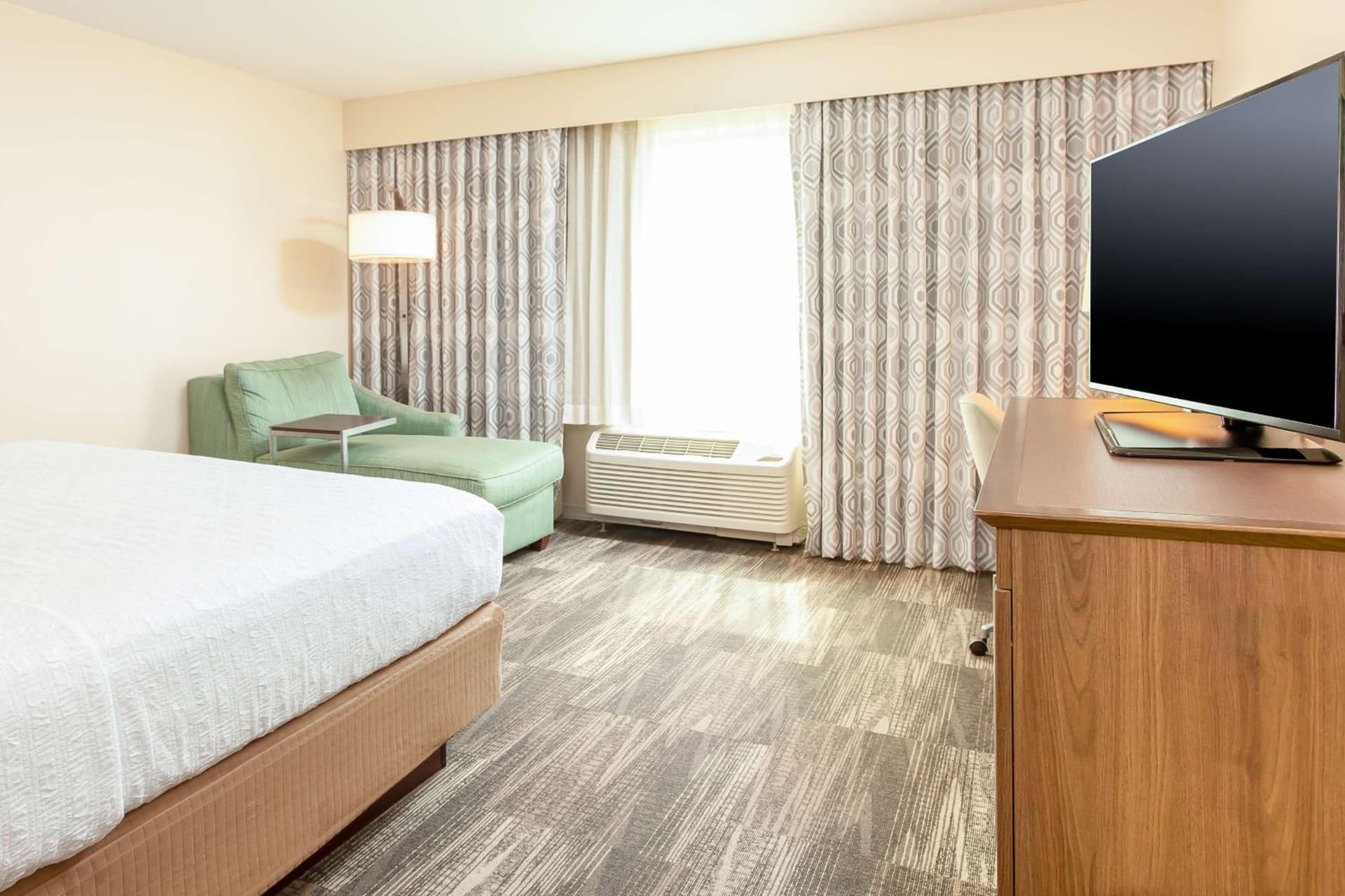 Hampton Inn & Suites Niles/Warren, OH gallery photo in Niles, OH — image 43