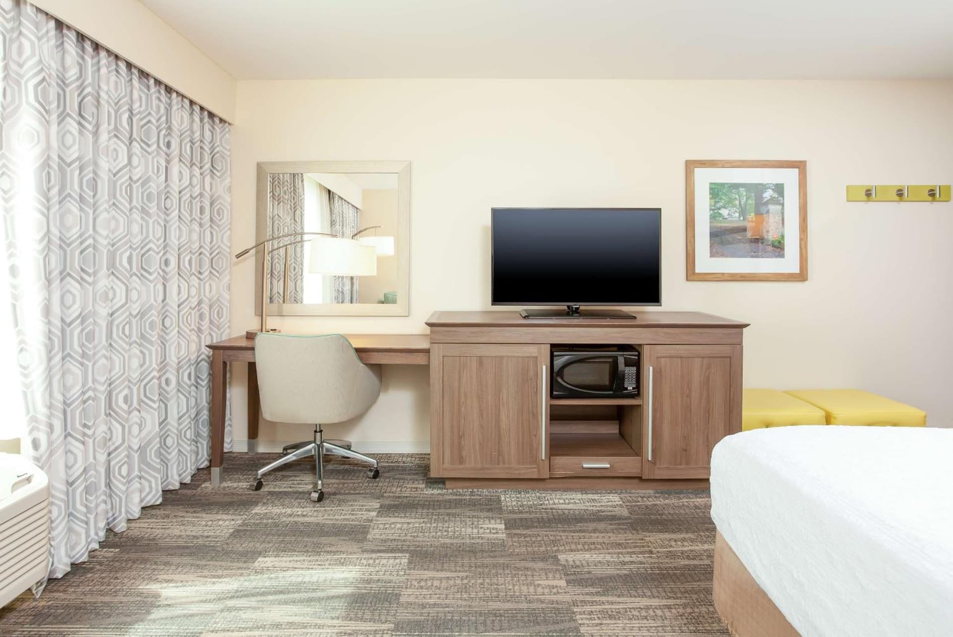Hampton Inn & Suites Niles/Warren, OH property views in Niles, OH — gallery photo 3