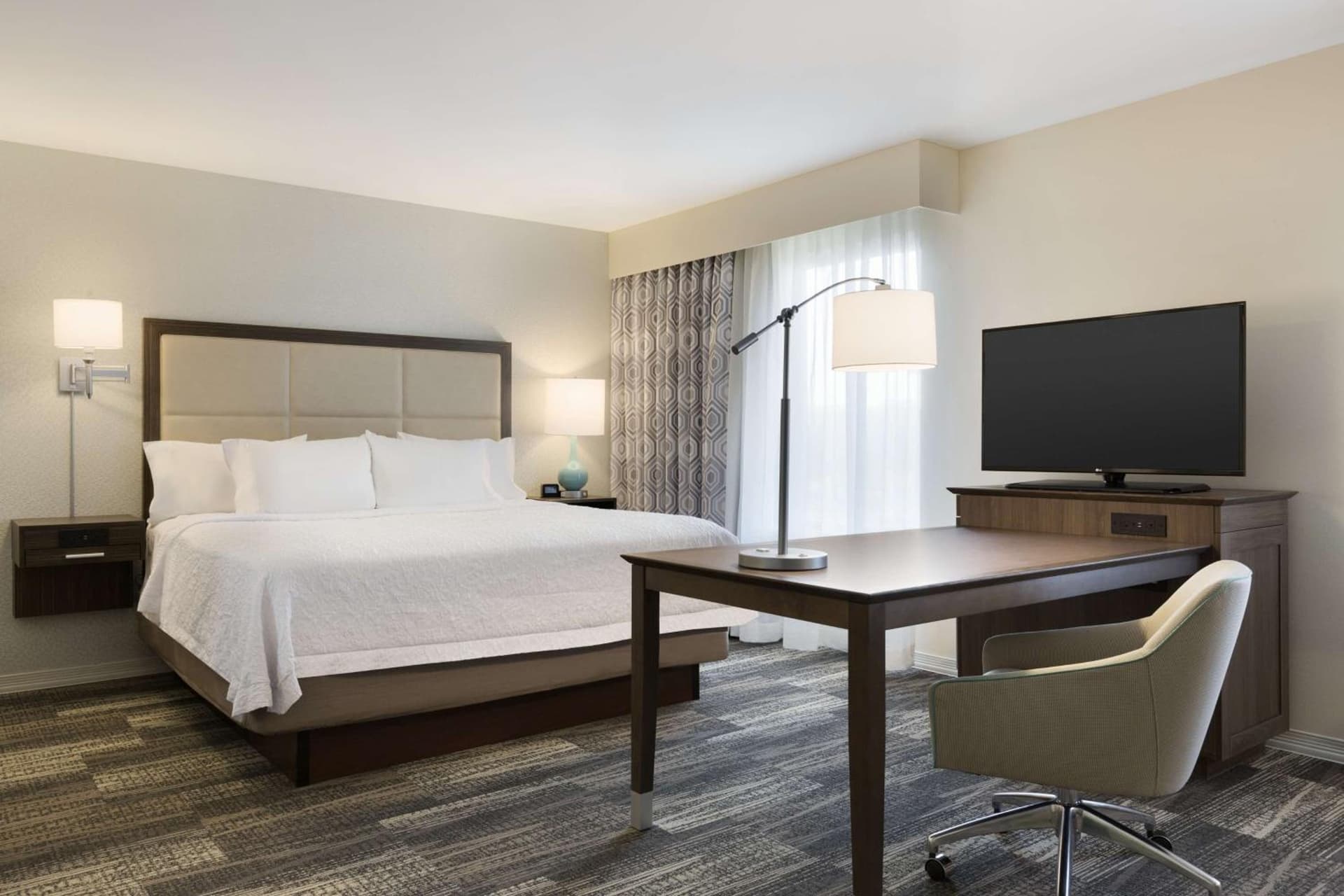 Hampton Inn & Suites Niles/Warren, OH gallery photo in Niles, OH — image 35