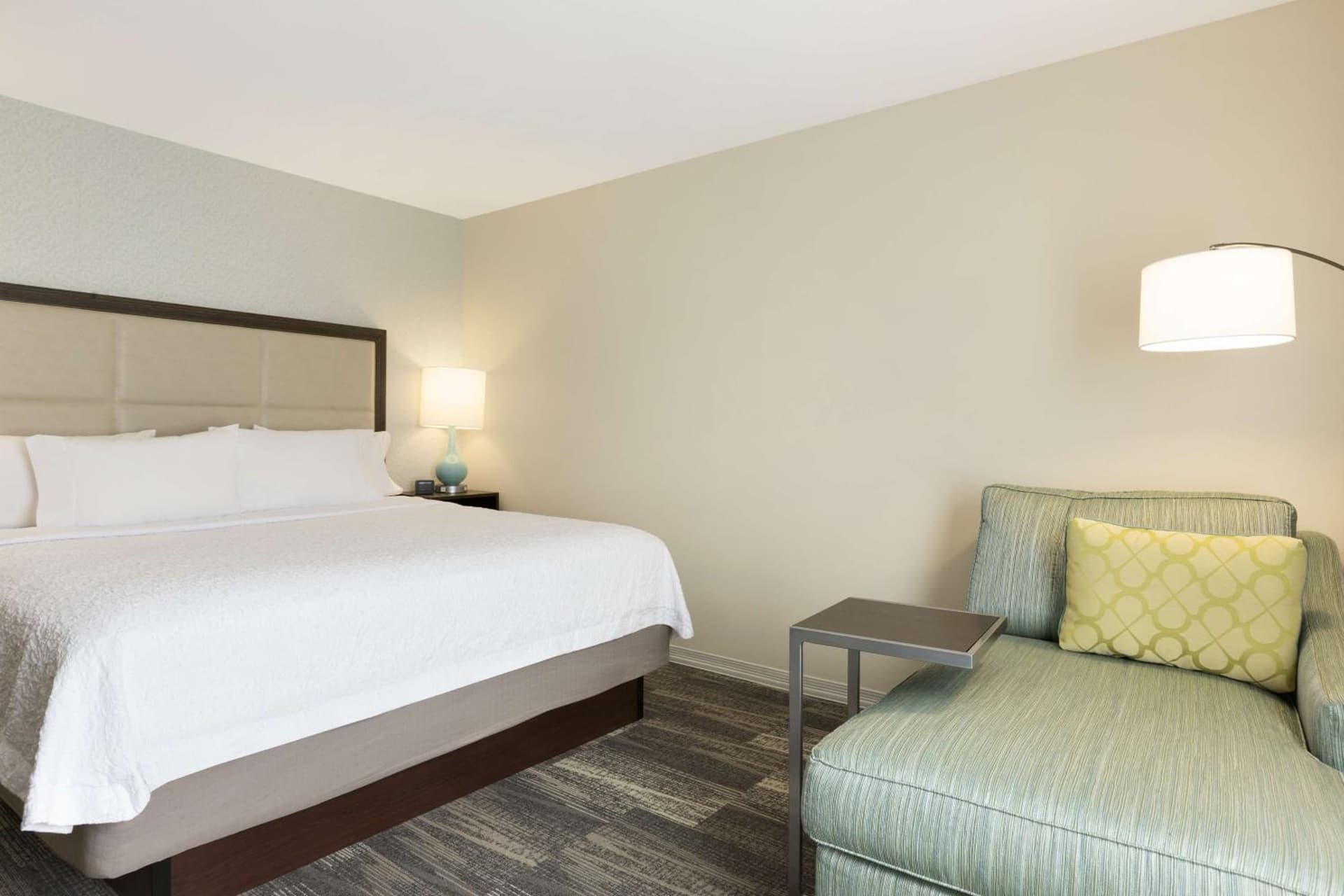 Hampton Inn & Suites Niles/Warren, OH gallery photo in Niles, OH — image 12