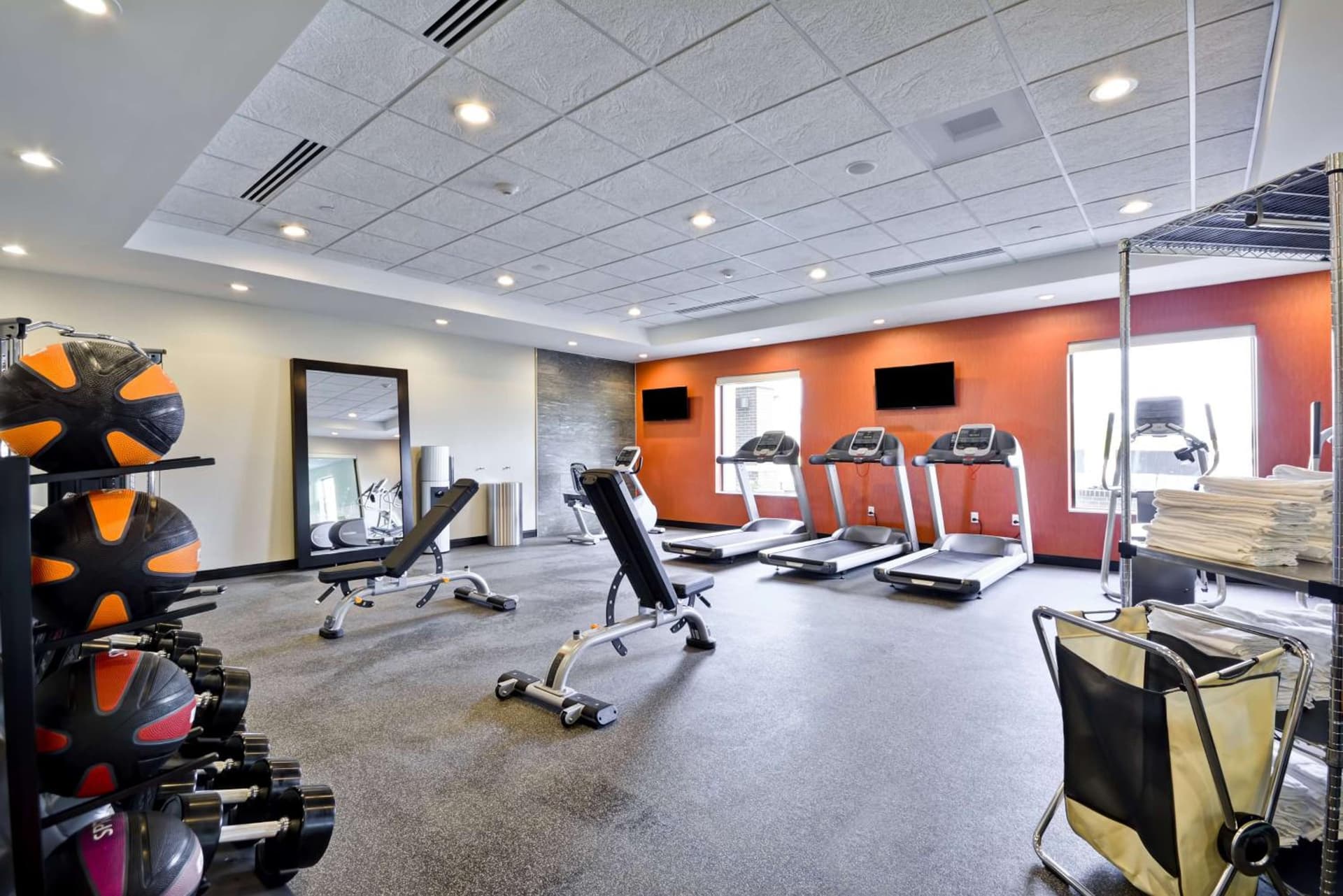 Home2 Suites By Hilton Evansville gallery photo in Evansville, IN — image 13