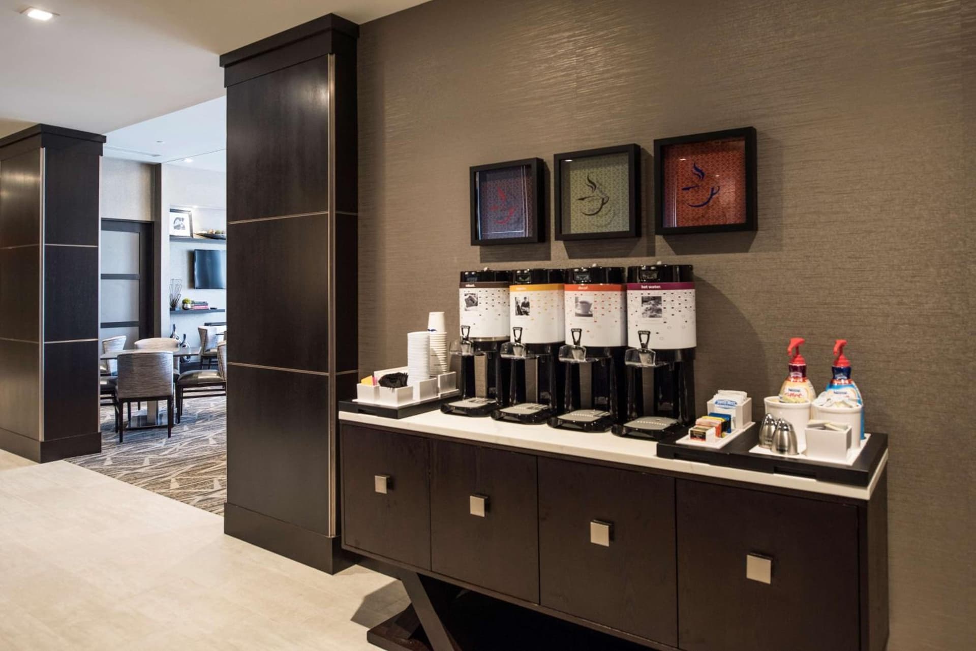 Hampton Inn & Suites Bridgewater, NJ gallery photo in Bridgewater, NJ — image 36