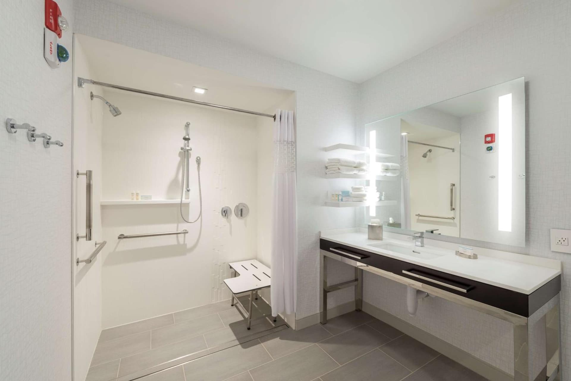 Hampton Inn & Suites Bridgewater, NJ gallery photo in Bridgewater, NJ — image 47