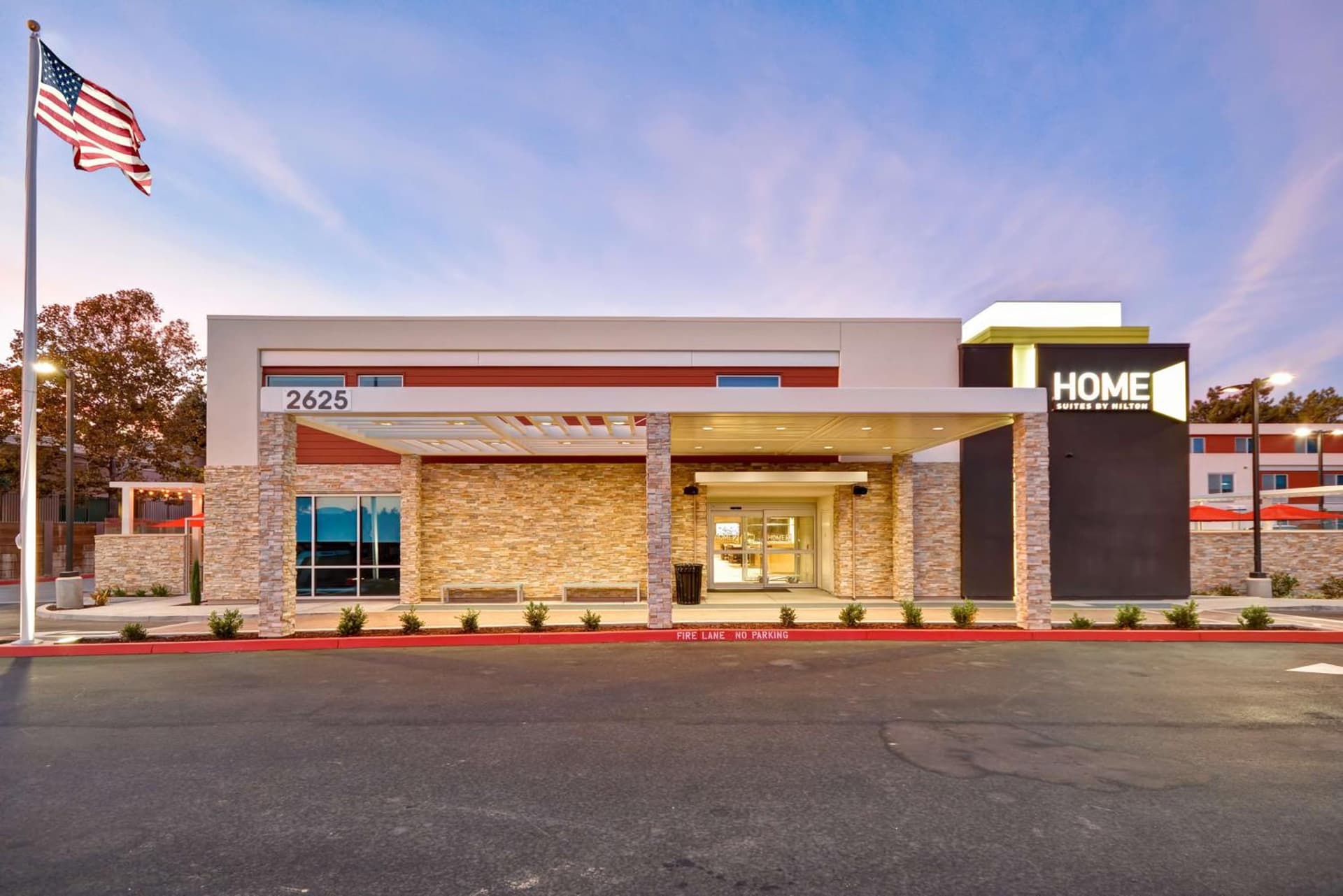 Home2 Suites By Hilton Livermore interior in Livermore, CA — gallery photo 2