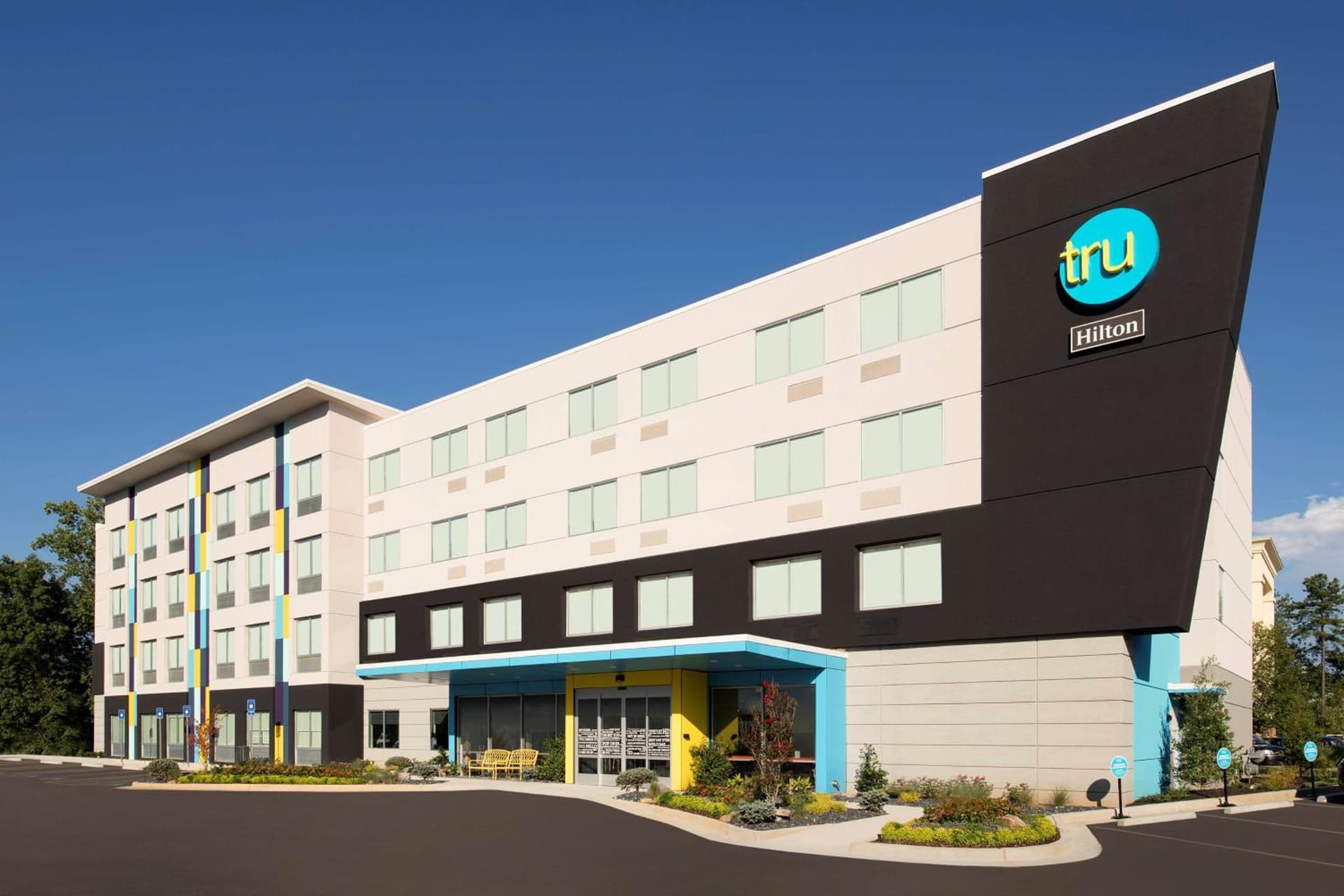 Tru By Hilton McDonough featured exterior or lobby in McDonough, GA — similar hotel