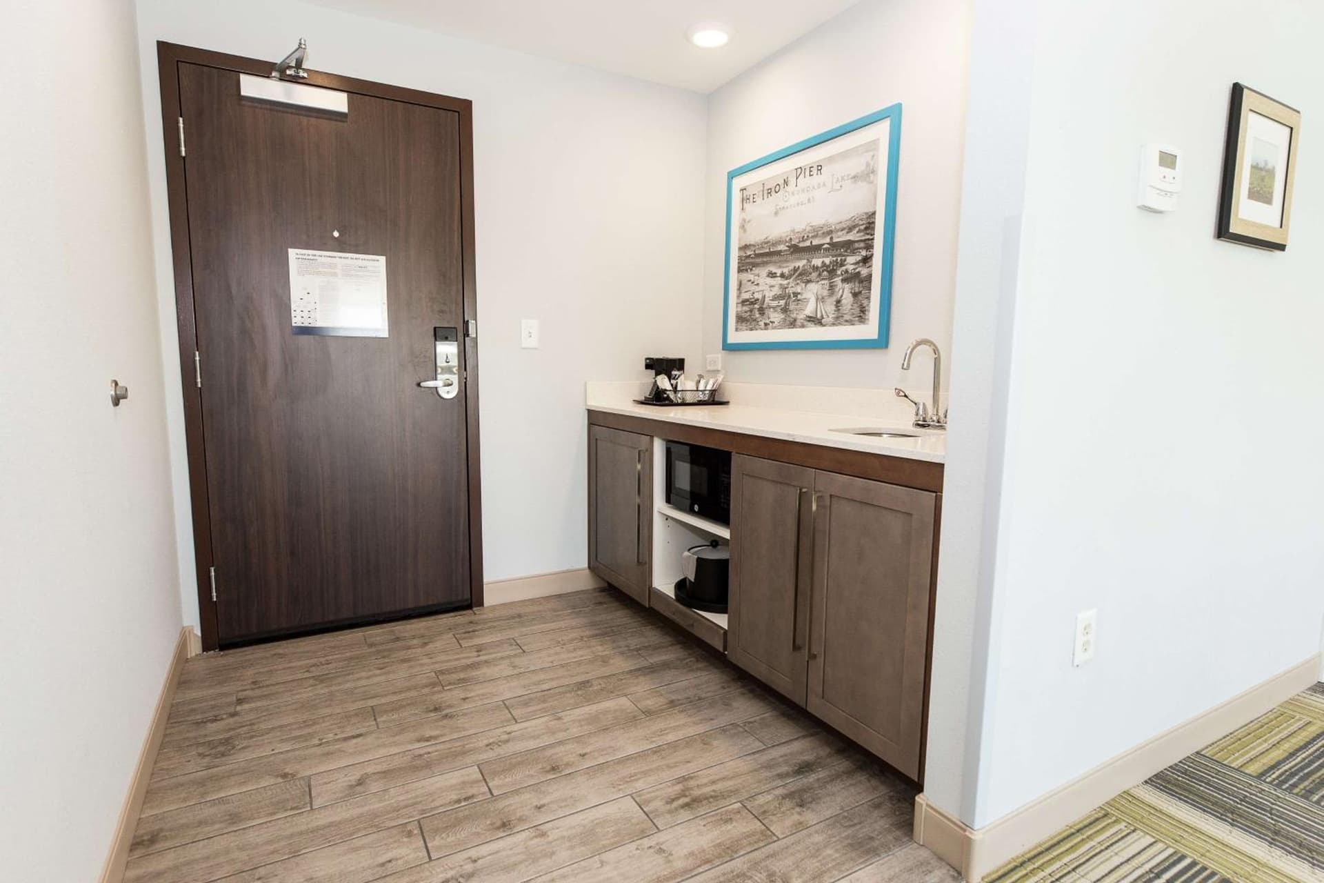 Hampton Inn & Suites Syracuse North Airport Area gallery photo in North Syracuse, NY — image 13