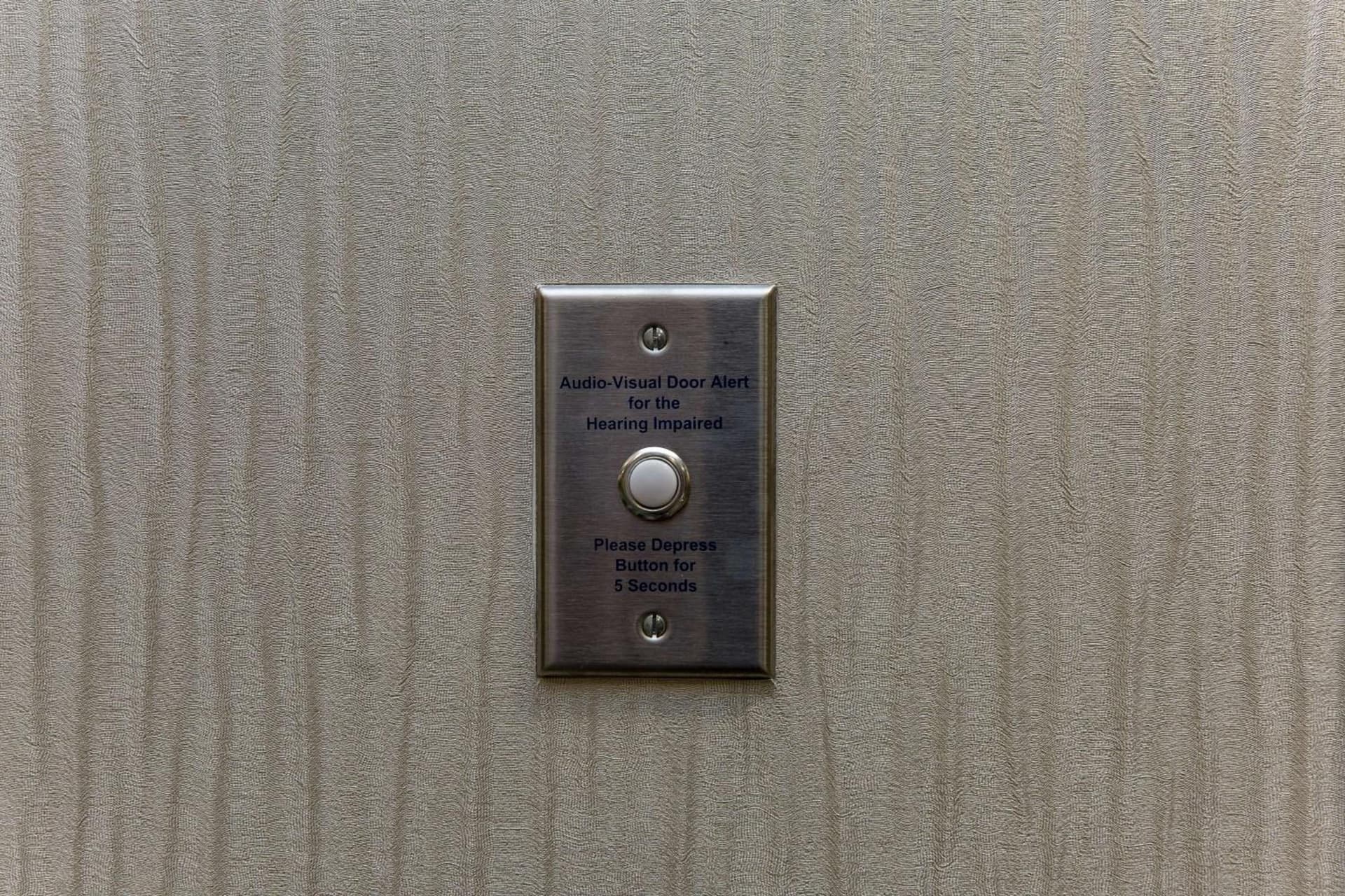 Hampton Inn & Suites Syracuse North Airport Area gallery photo in North Syracuse, NY — image 15