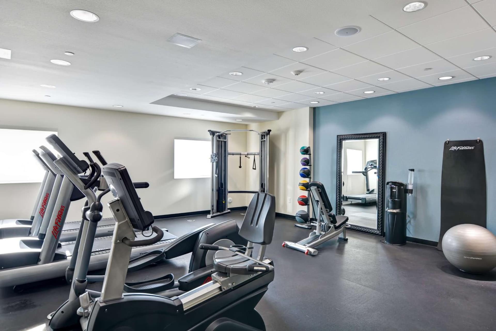 Home2 Suites Azusa gallery photo in Azusa, CA — image 17