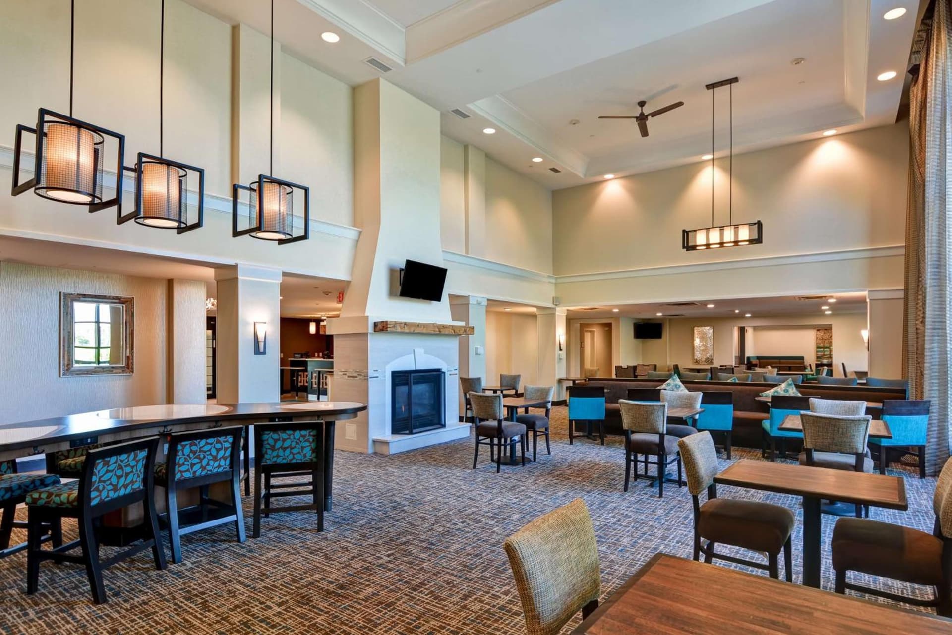 Homewood Suites by Hilton Aurora Naperville property views in Aurora, IL — gallery photo 3
