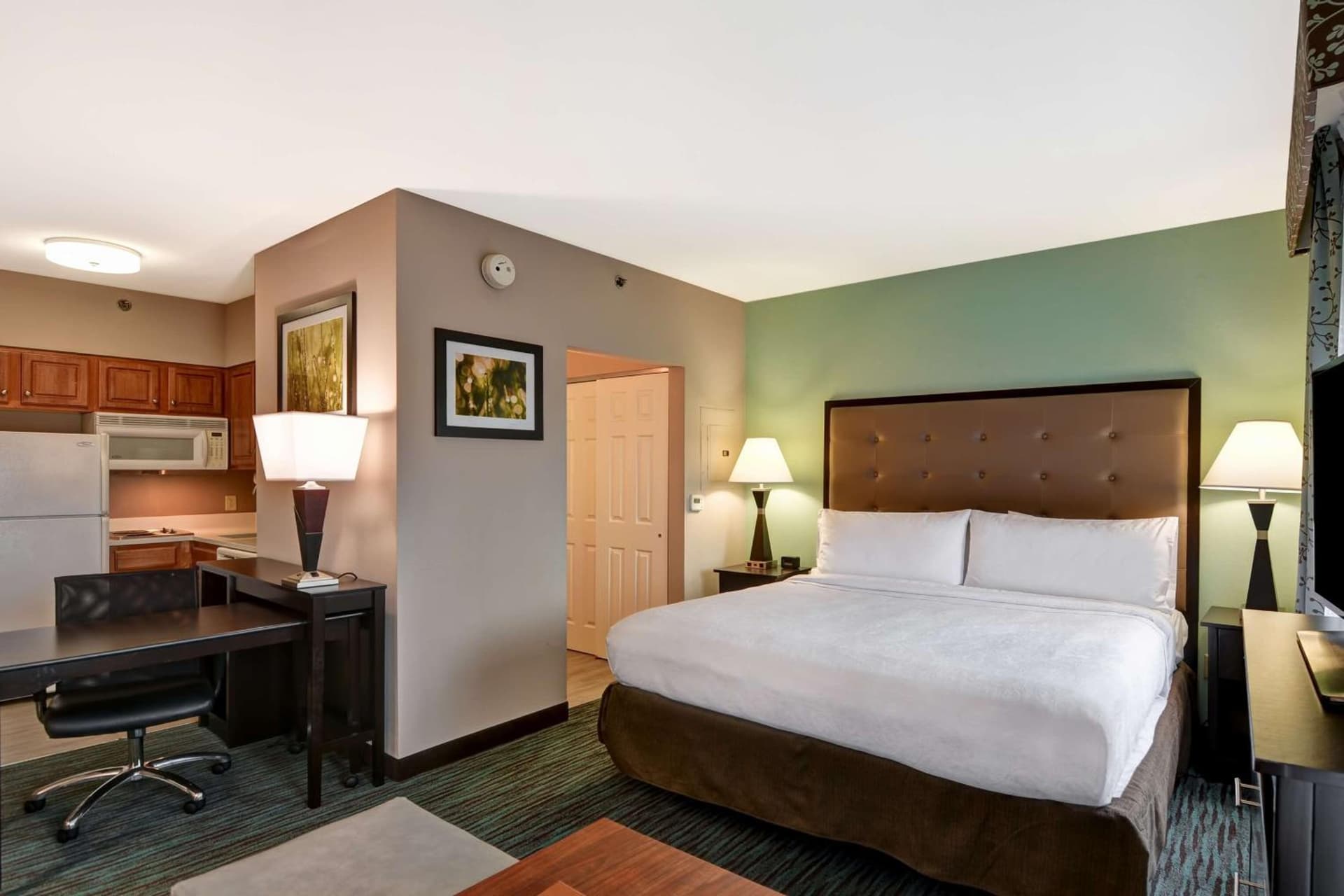 Homewood Suites by Hilton Aurora Naperville gallery photo in Aurora, IL — image 40