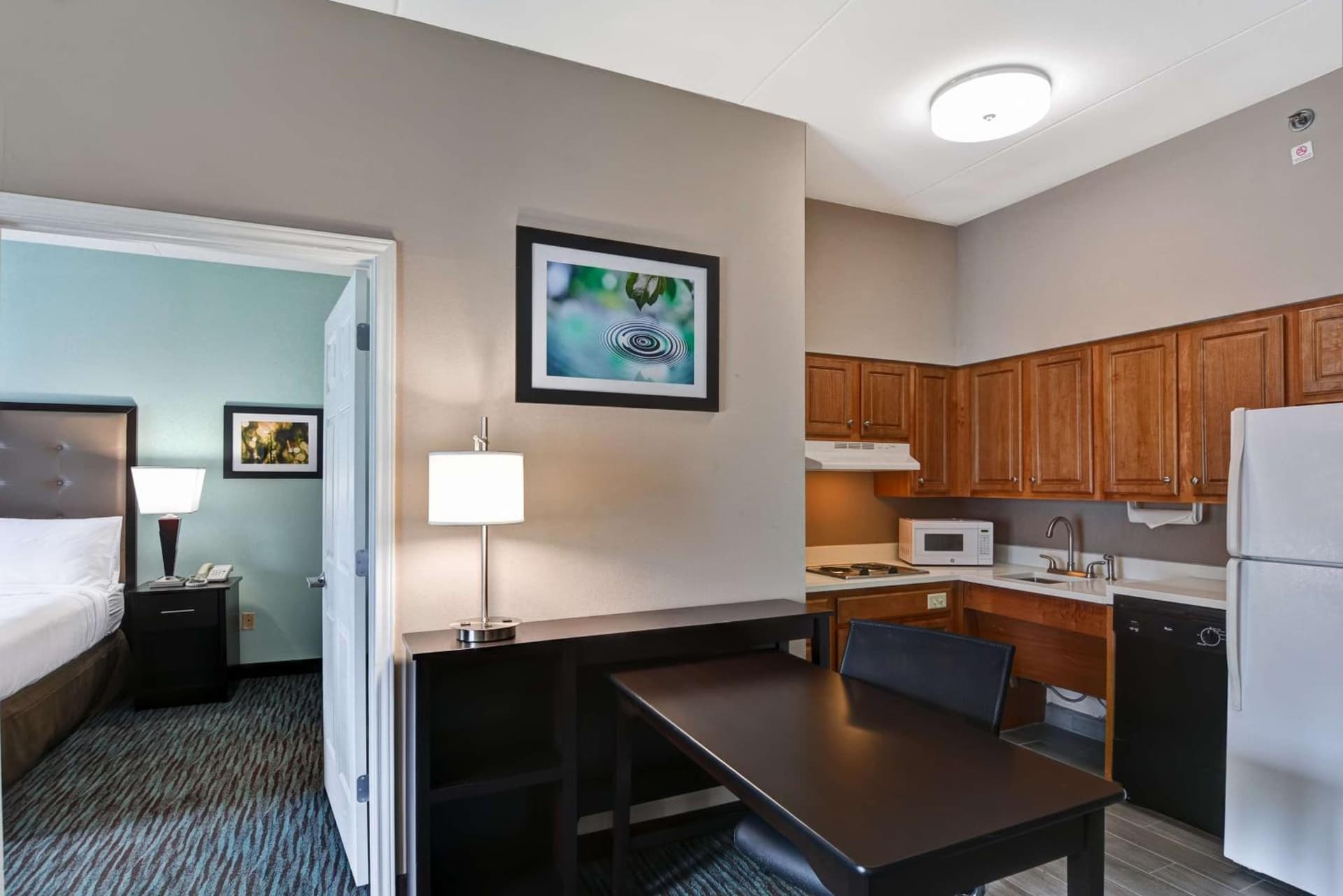 Homewood Suites by Hilton Aurora Naperville gallery photo in Aurora, IL — image 43