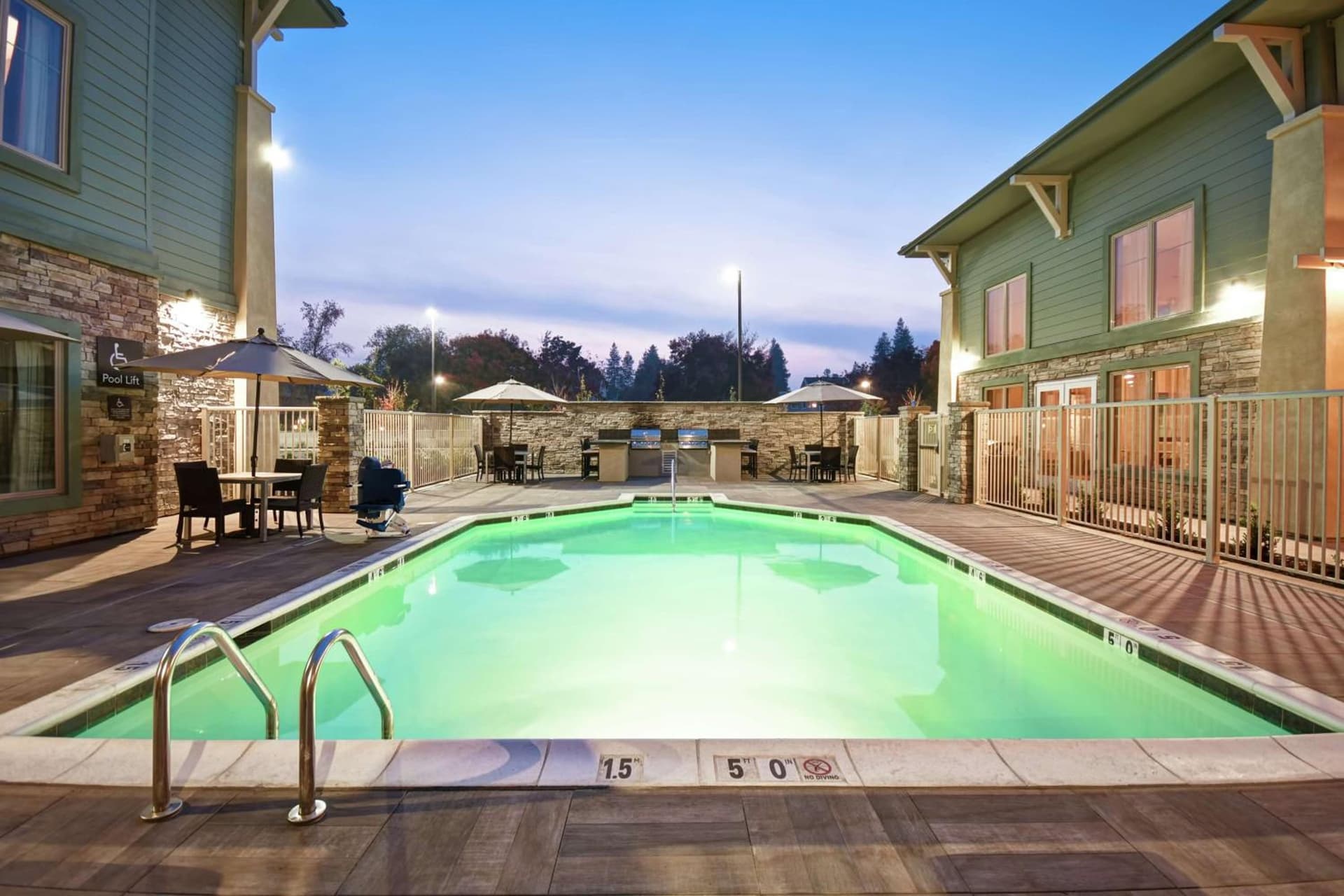 Homewood Suites by Hilton Pleasant Hill Concord property views in Pleasant Hill, CA — gallery photo 3