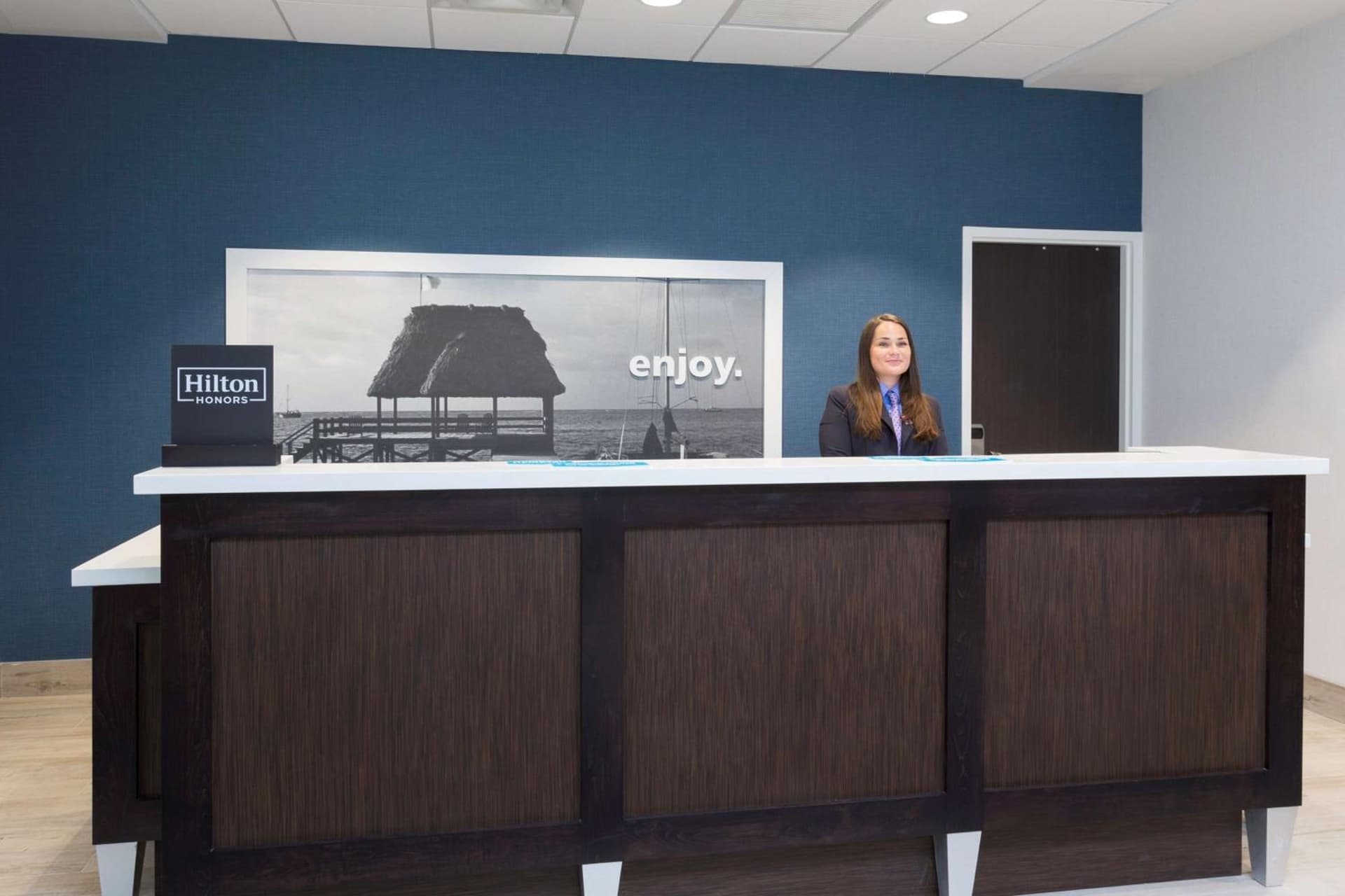 Hampton Inn Fort Lauderdale Pompano Beach interior in Pompano Beach, FL — gallery photo 2