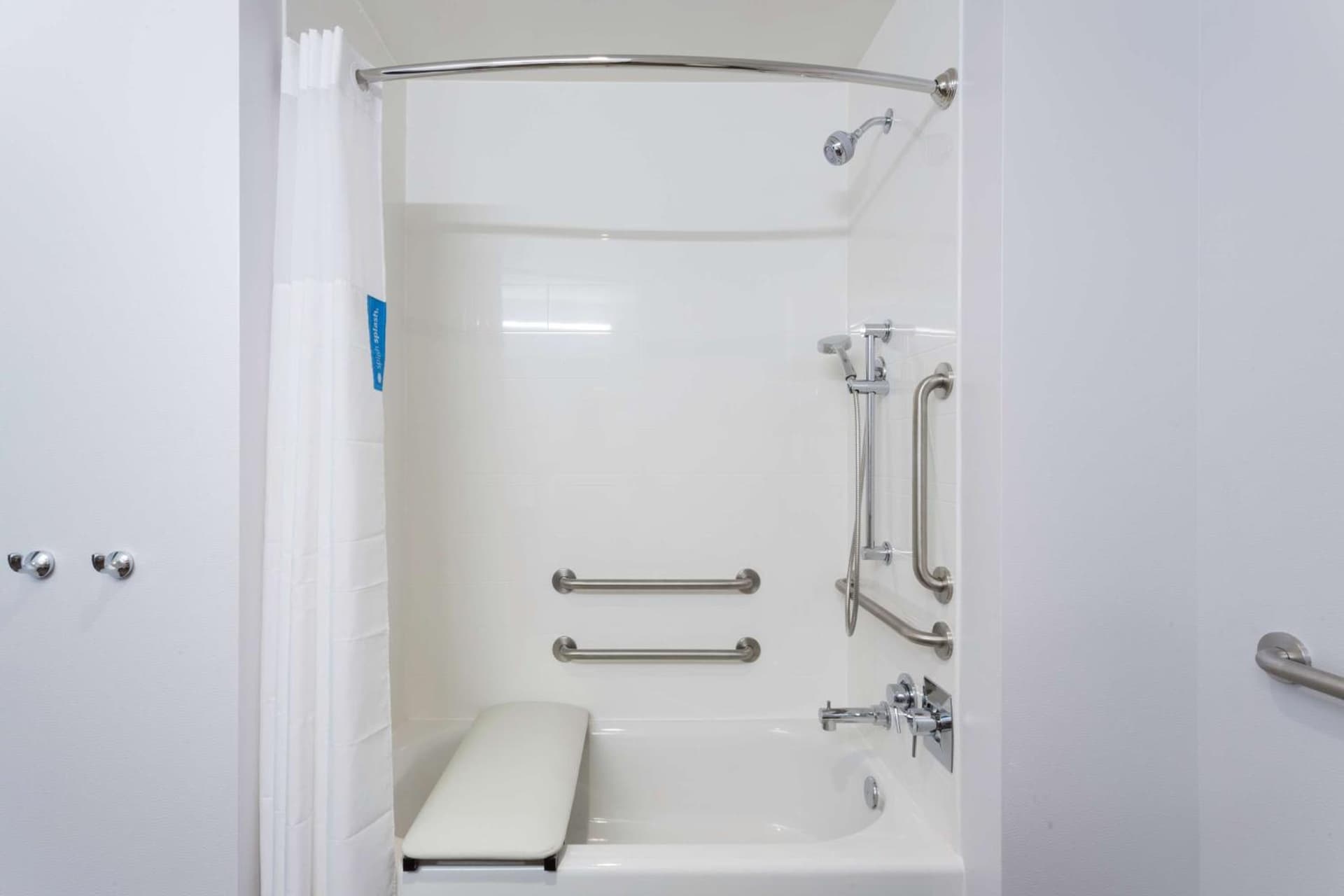 Hampton Inn Fort Lauderdale Pompano Beach gallery photo in Pompano Beach, FL — image 8