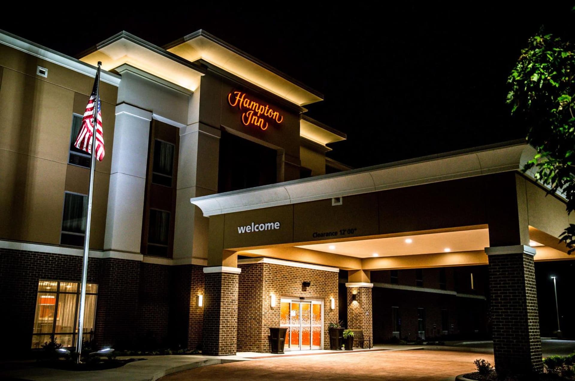 Hampton Inn-Pontiac featured exterior or lobby in Pontiac, IL — similar hotel