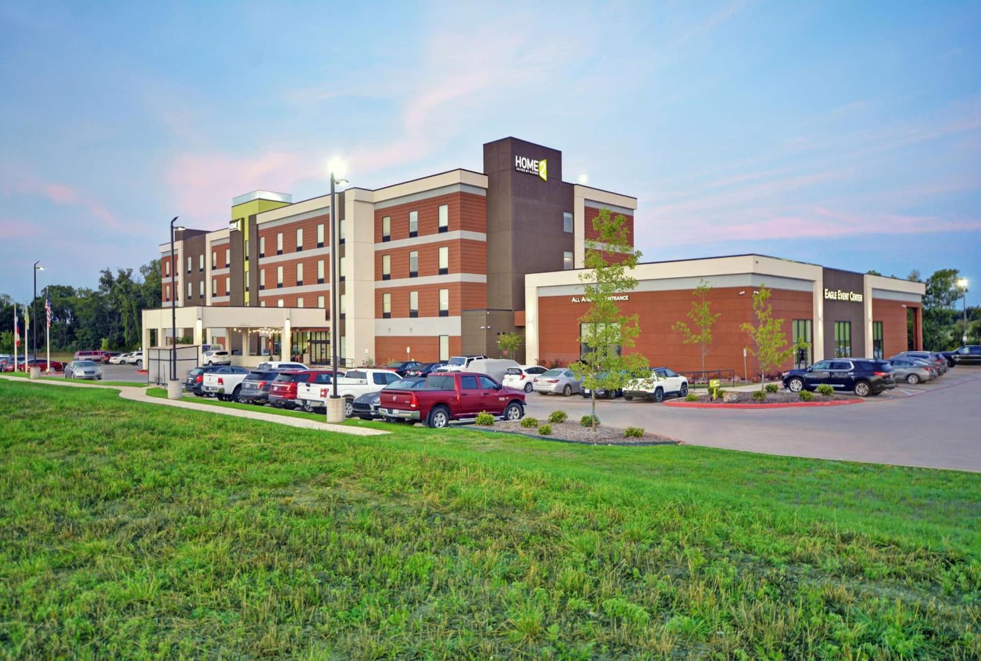 Home2 Suites By Hilton Dallas Desoto gallery photo in DeSoto, TX — image 12