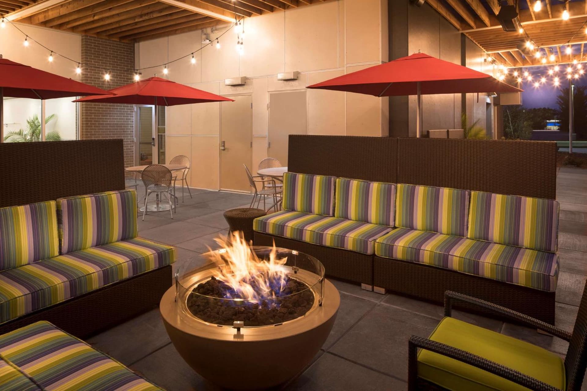 Home2 Suites By Hilton Mishawaka South Bend gallery photo in Mishawaka, IN — image 16