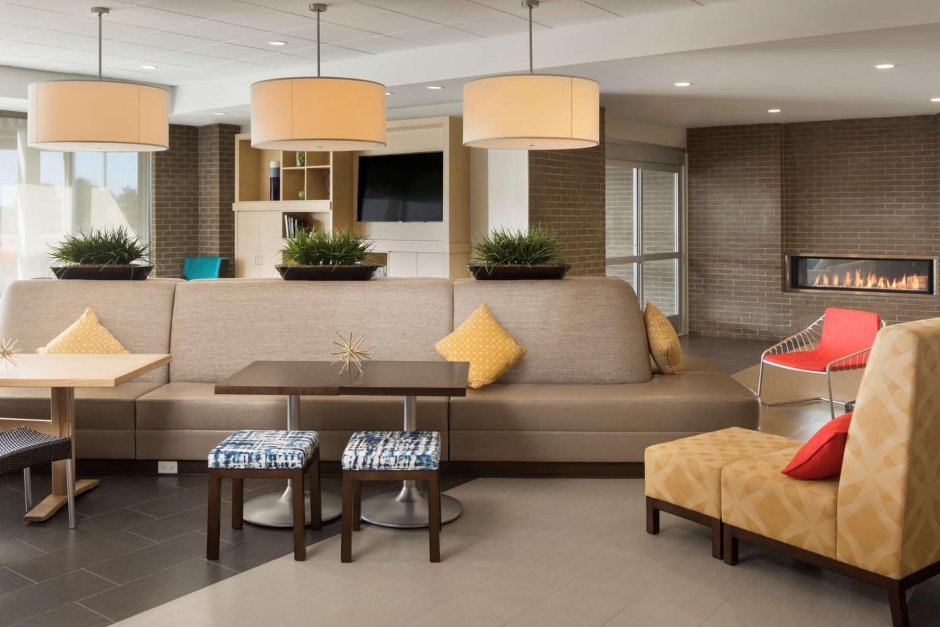 Home2 Suites By Hilton Mishawaka South Bend gallery photo in Mishawaka, IN — image 6