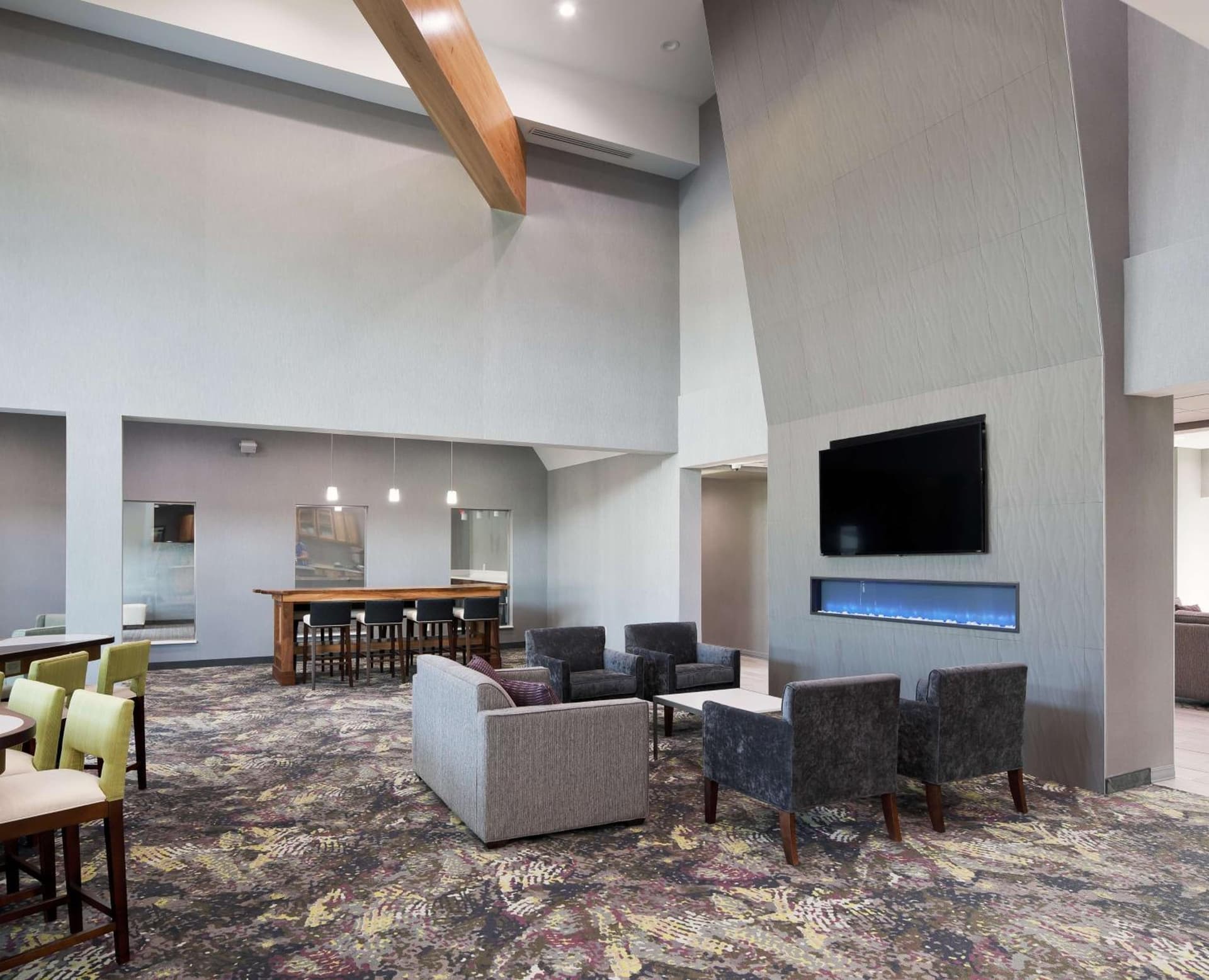Homewood Suites By Hilton Topeka interior in Topeka, KS — gallery photo 2