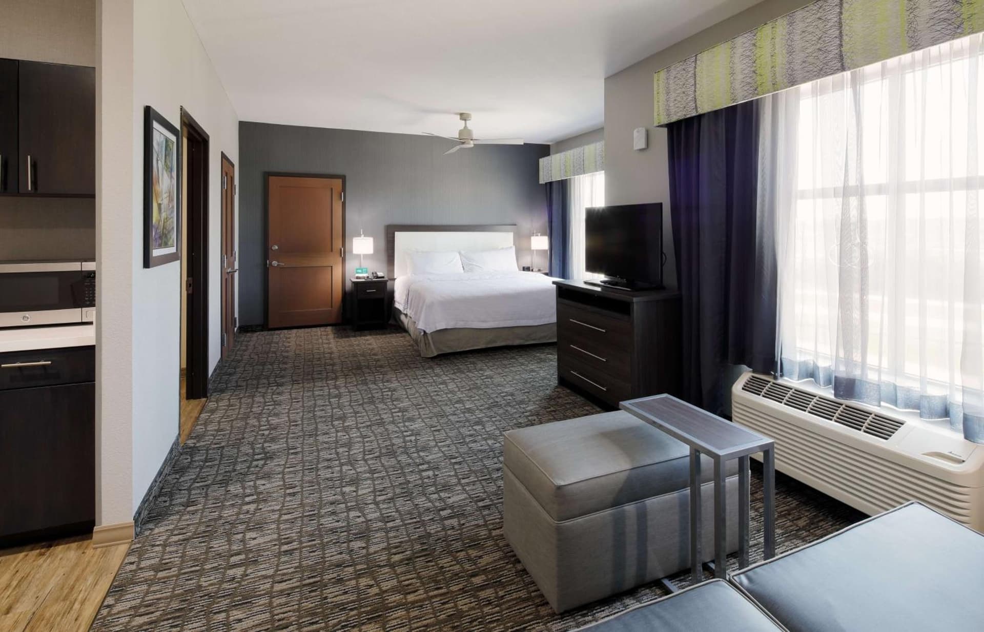Homewood Suites By Hilton Topeka gallery photo in Topeka, KS — image 22