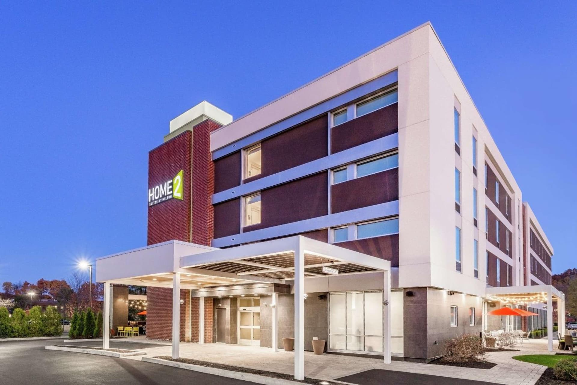 Home2 Suites by Hilton Albany Airport/Wolf Rd interior in Albany, NY — gallery photo 2