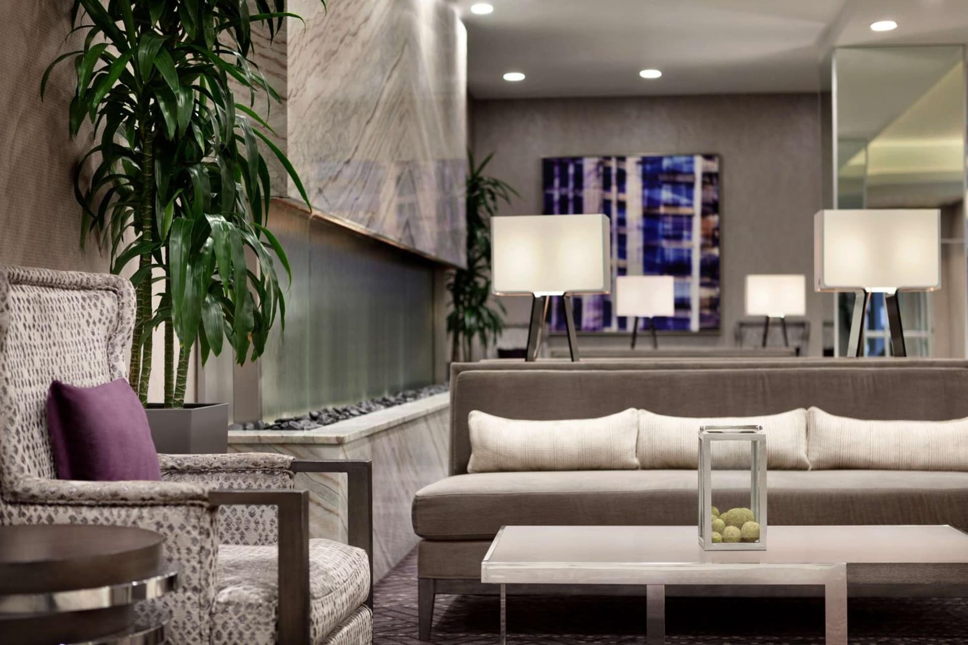 Embassy Suites by Hilton Charlotte Uptown gallery photo in Charlotte, NC — image 25