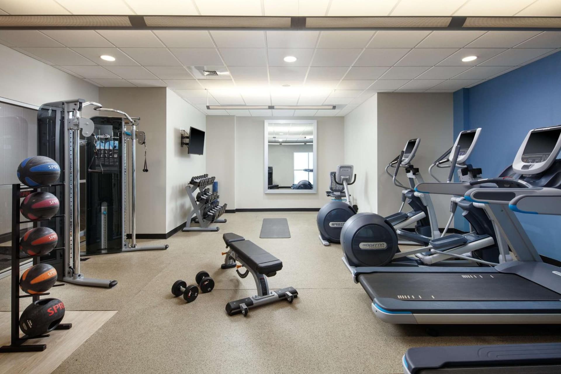 Embassy Suites by Hilton Charlotte Uptown gallery photo in Charlotte, NC — image 20
