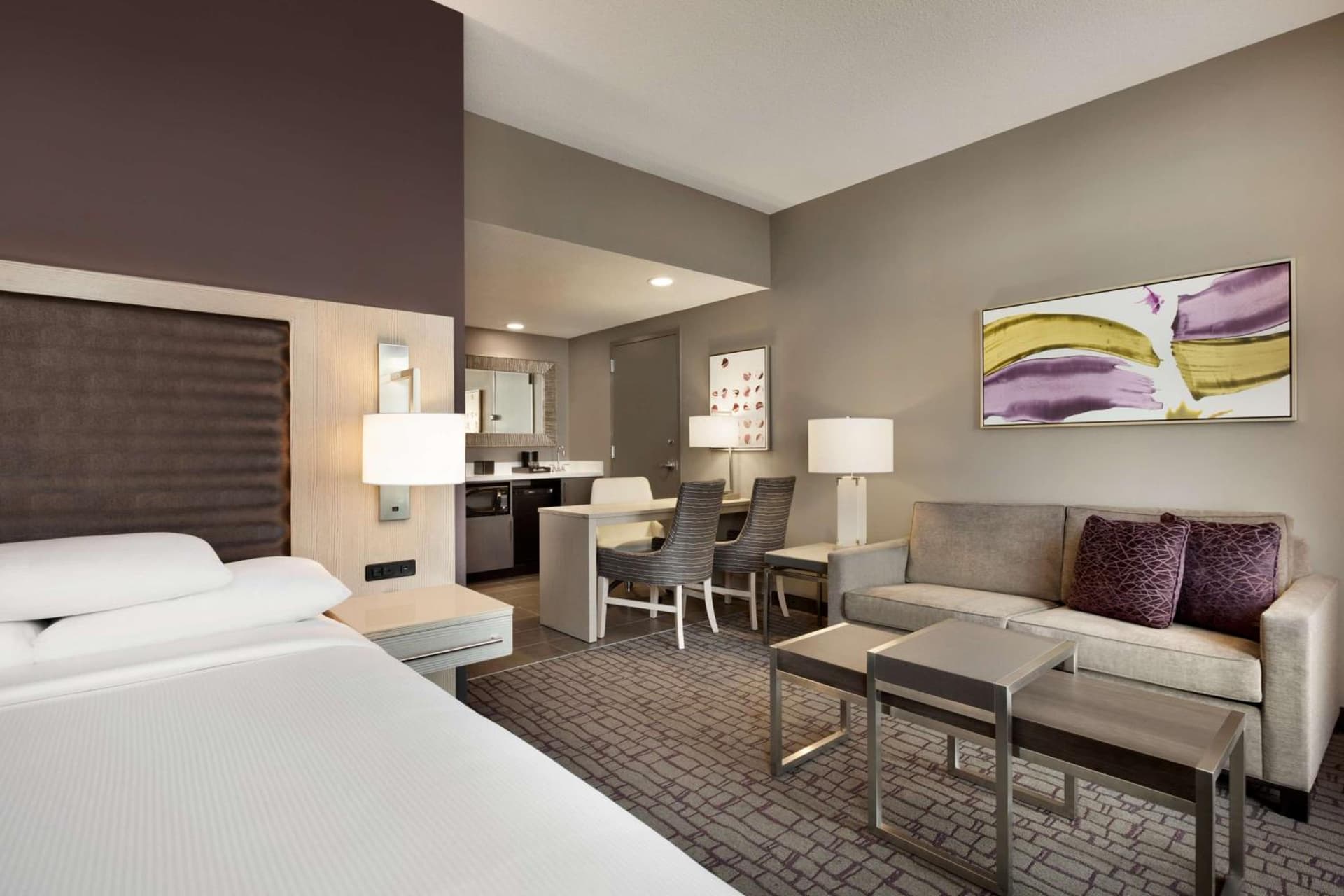 Embassy Suites by Hilton Charlotte Uptown gallery photo in Charlotte, NC — image 30