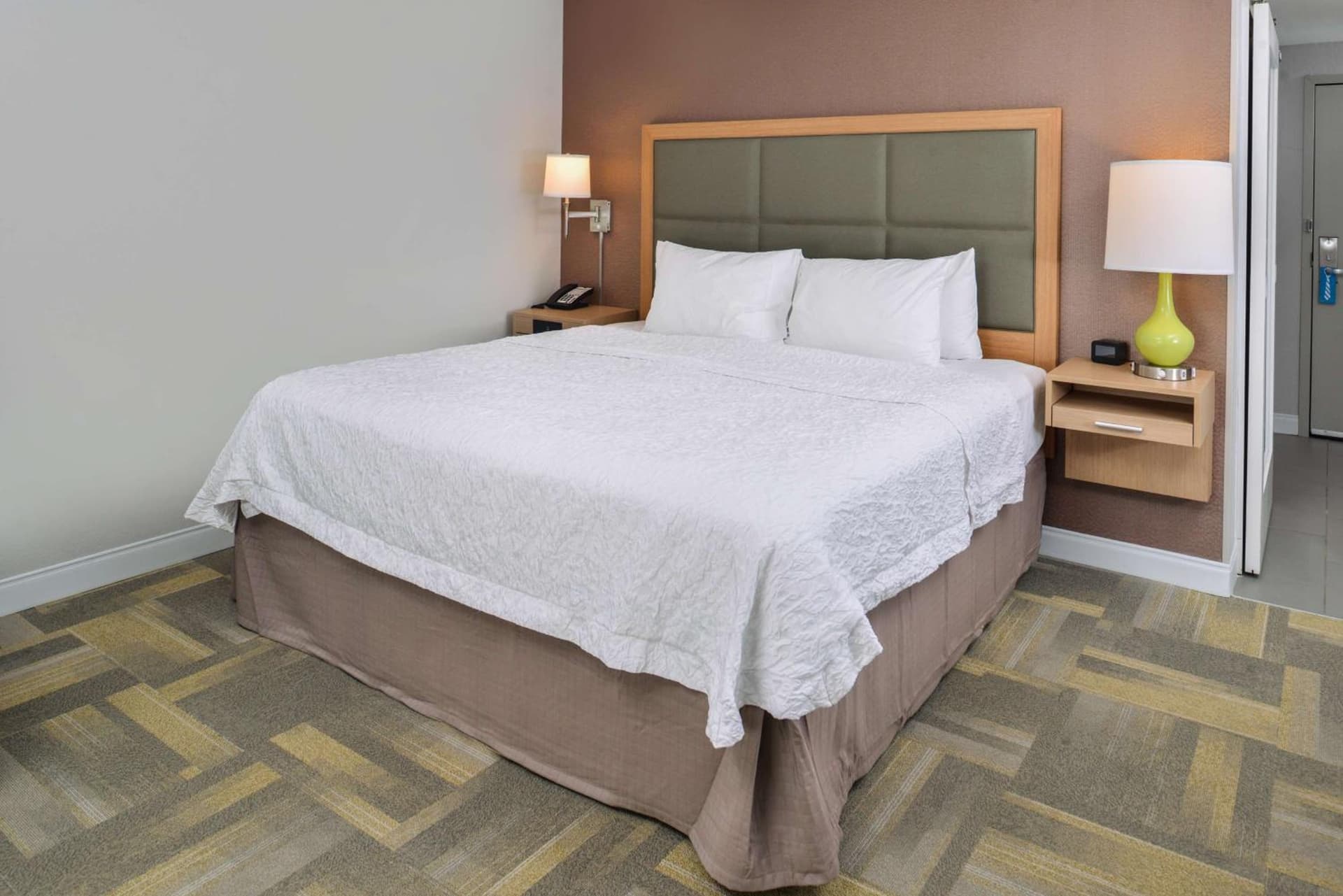 Hampton Inn and Suites Altoona-Des Moines by Hilton gallery photo in Altoona, IA — image 4