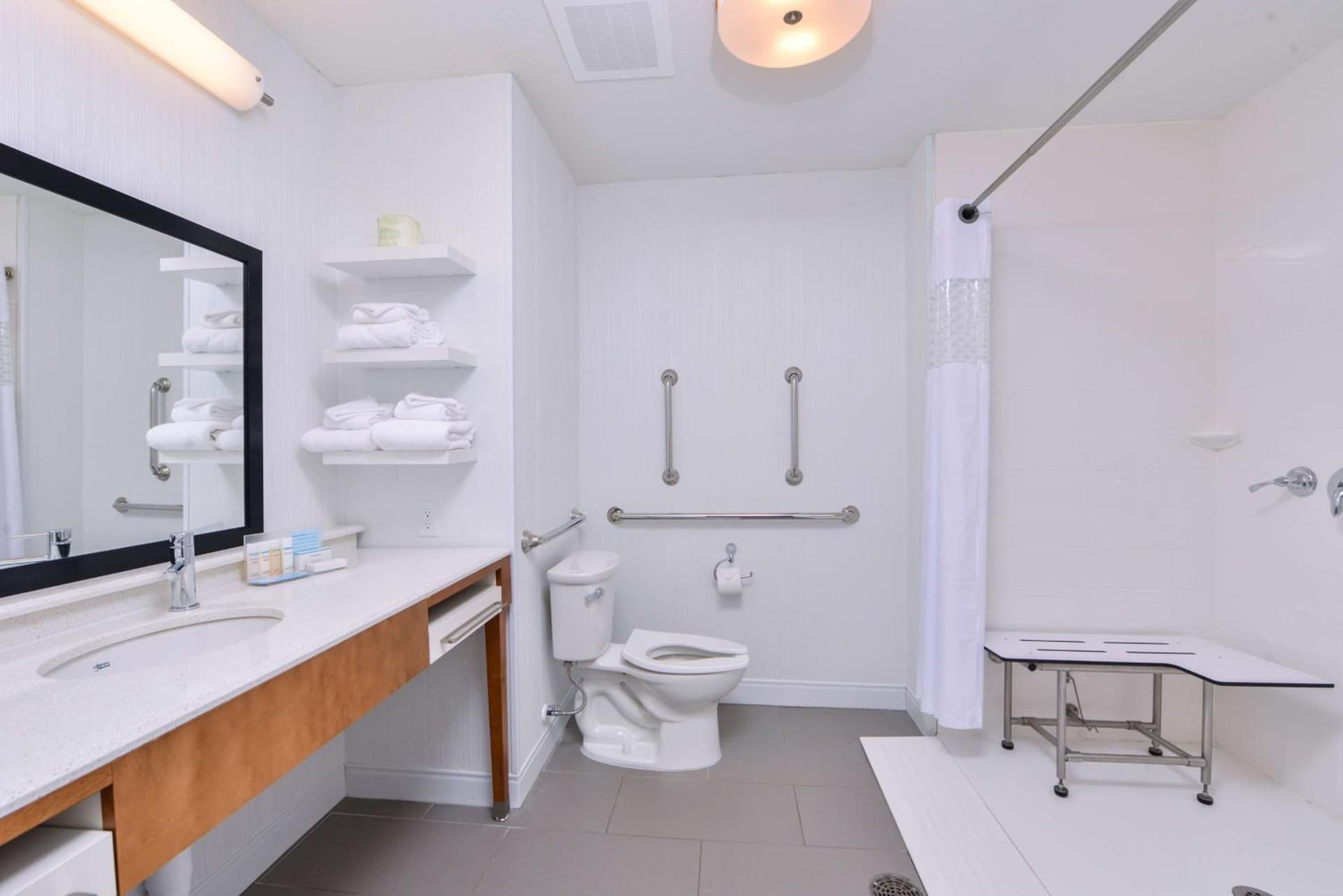 Hampton Inn and Suites Altoona-Des Moines by Hilton gallery photo in Altoona, IA — image 43