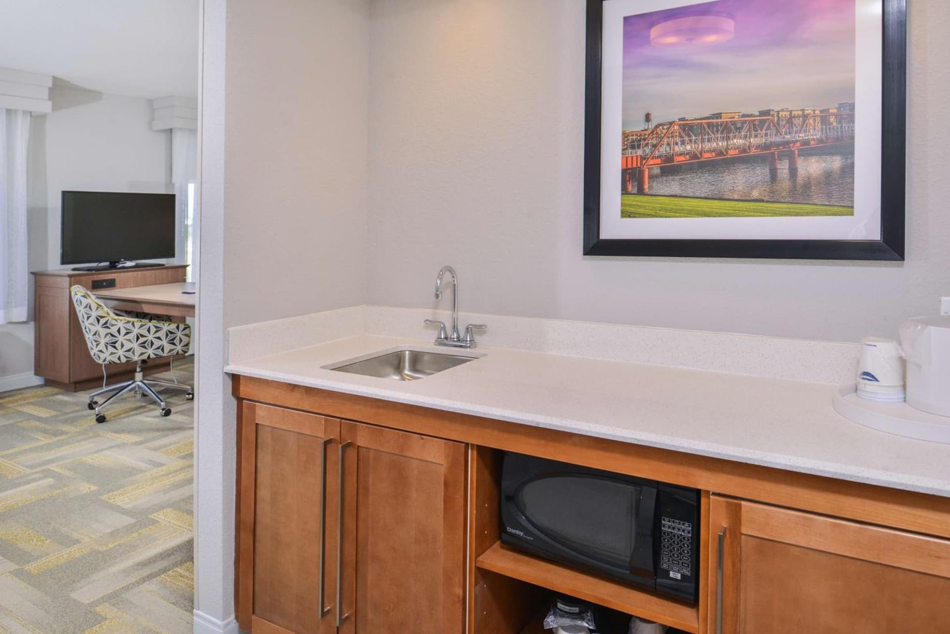 Hampton Inn and Suites Altoona-Des Moines by Hilton property views in Altoona, IA — gallery photo 3