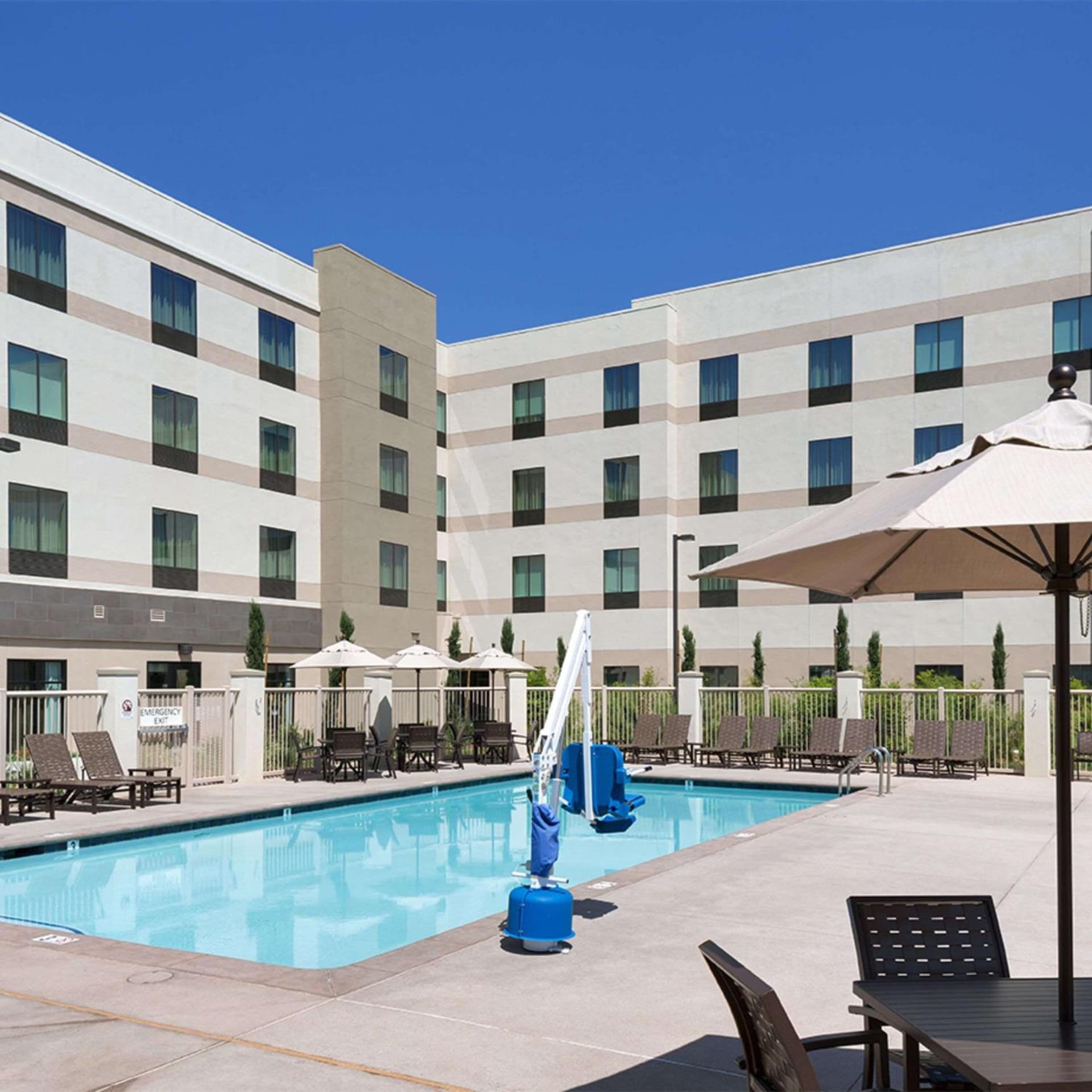 Hampton Inn & Suites Murrieta Temecula gallery photo in Murrieta, CA — image 46