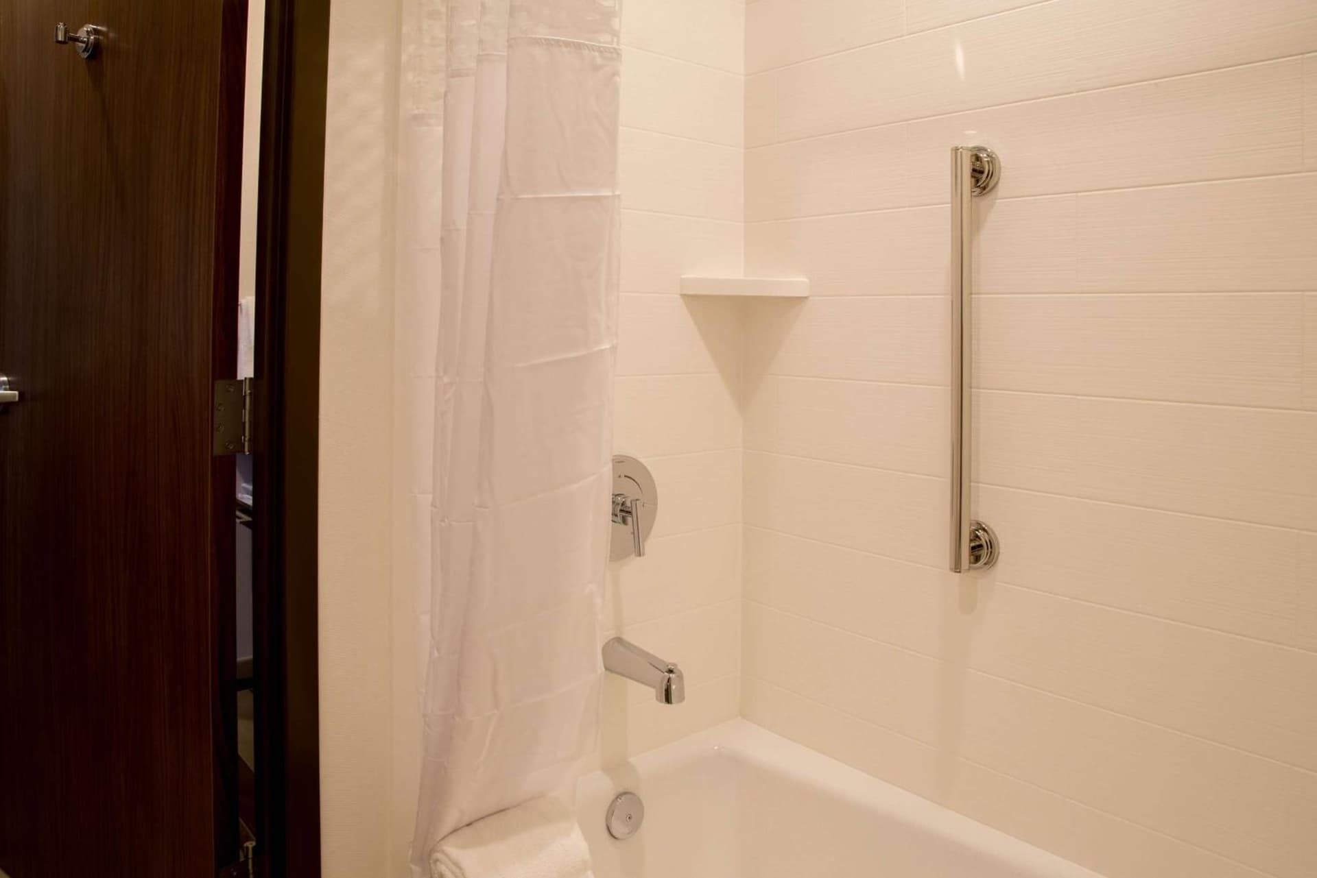 Hampton Inn & Suites Murrieta Temecula gallery photo in Murrieta, CA — image 26