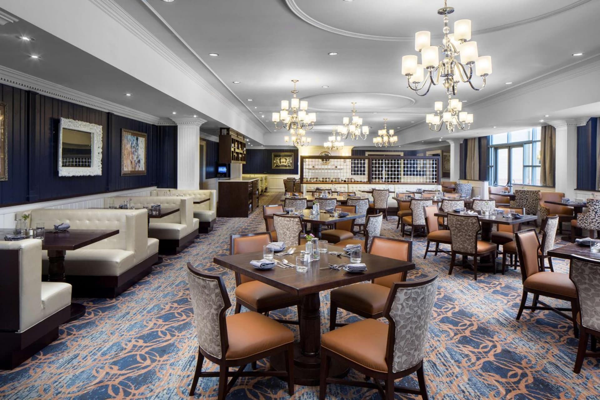 The Desmond Hotel Malvern, a DoubleTree by Hilton interior in Malvern, PA — gallery photo 2