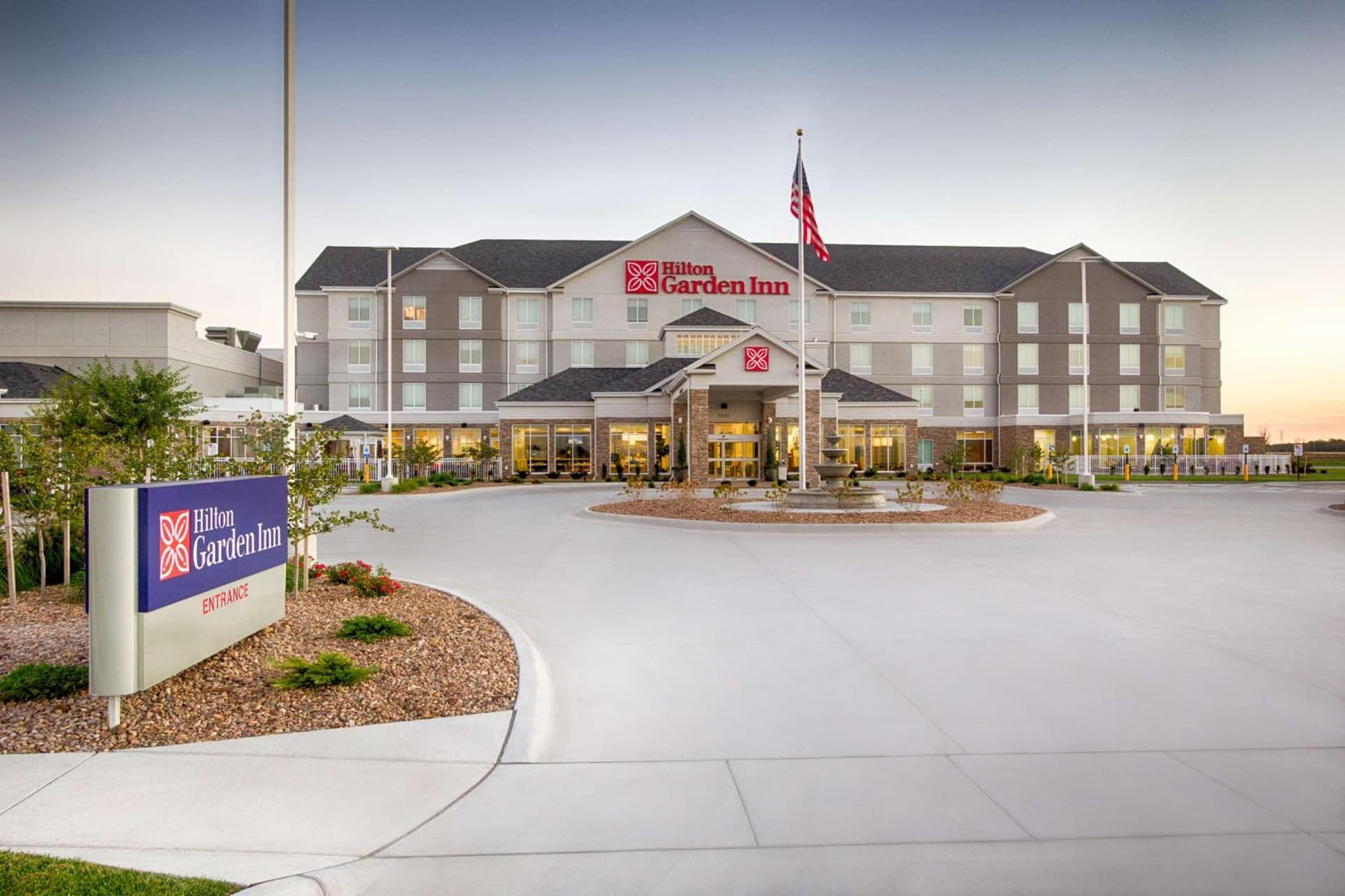 Hilton Garden Inn Salina interior in Salina, KS — gallery photo 2