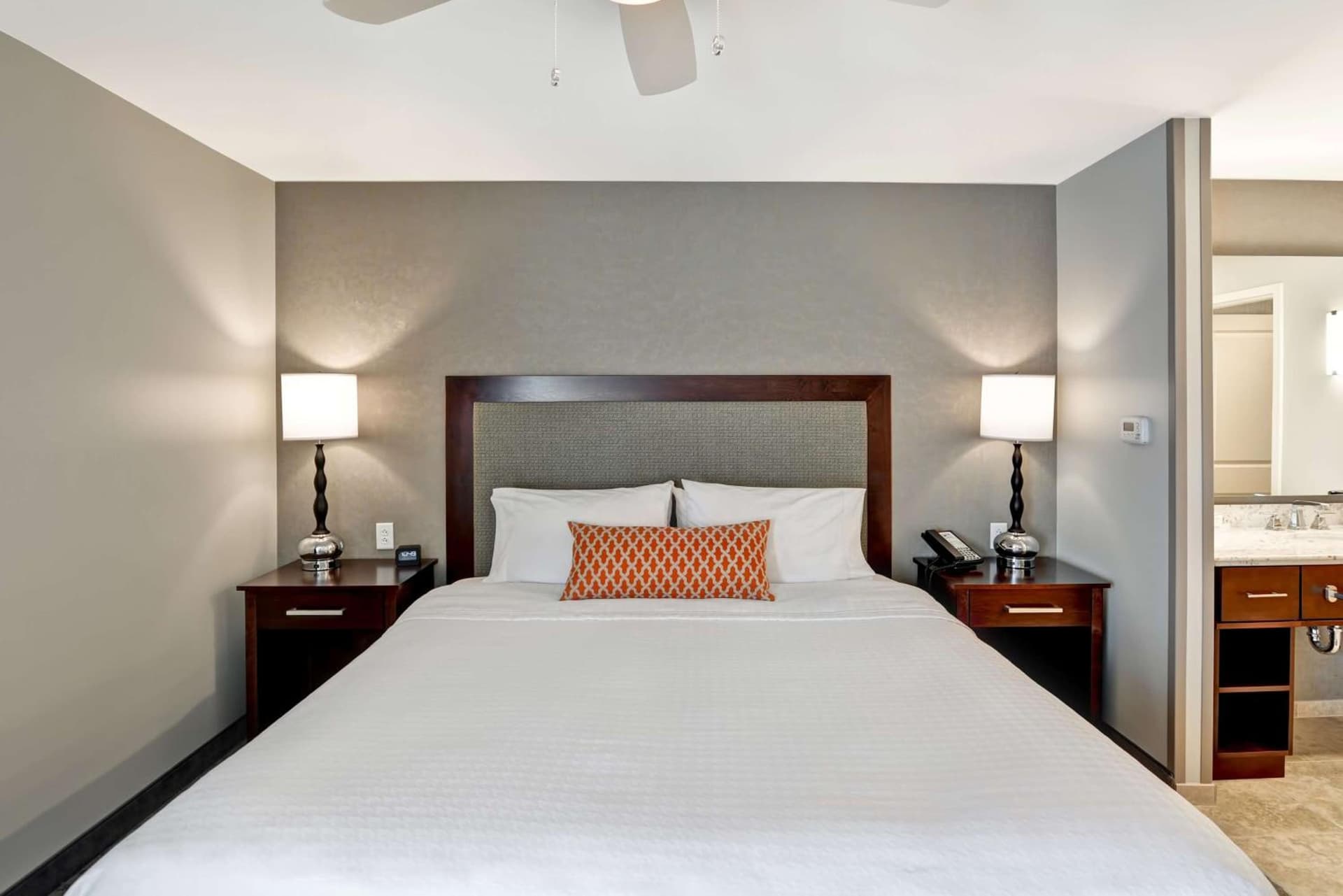 Homewood Suites By Hilton New Hartford Utica gallery photo in Clinton, NY — image 18