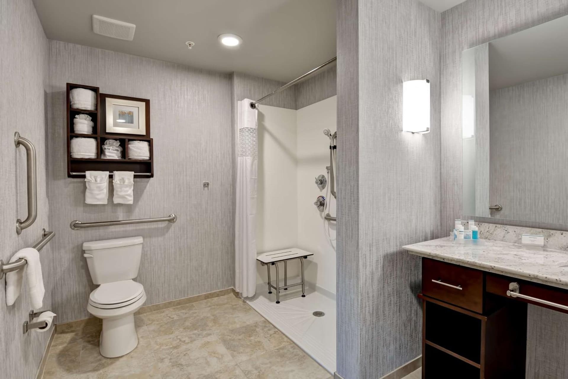 Homewood Suites By Hilton New Hartford Utica gallery photo in Clinton, NY — image 9