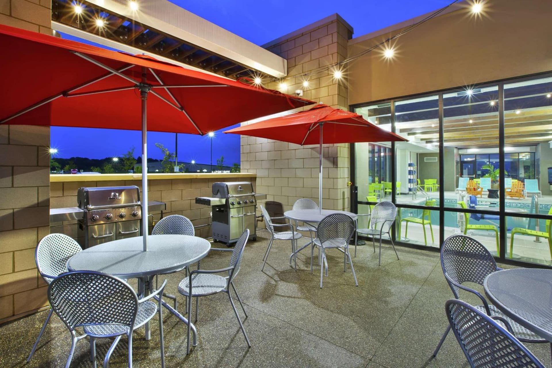Home2 Suites By Hilton Pittsburgh Area Beaver Valley interior in Monaca, PA — gallery photo 2