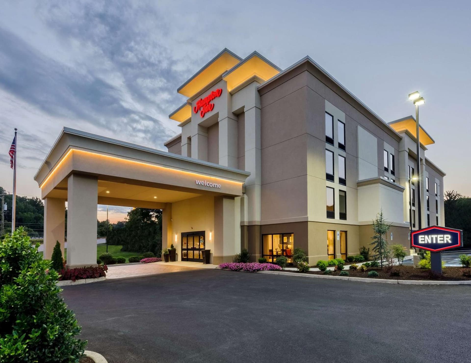 Hampton Inn Covington VA featured exterior or lobby in Covington, VA — similar hotel