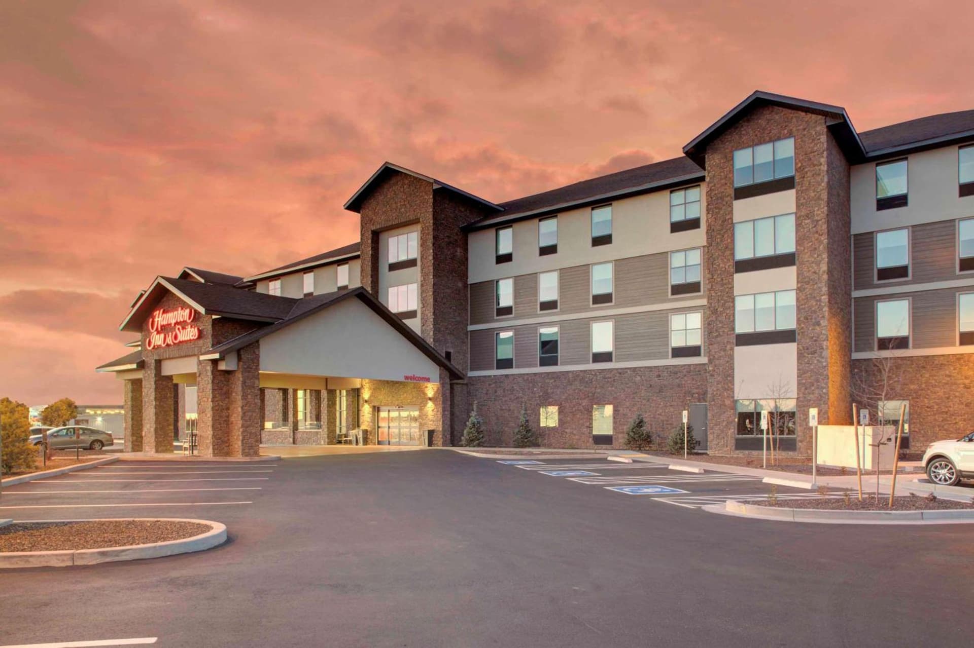 Hampton Inn Suites Flagstaff East interior in Flagstaff, AZ — gallery photo 2