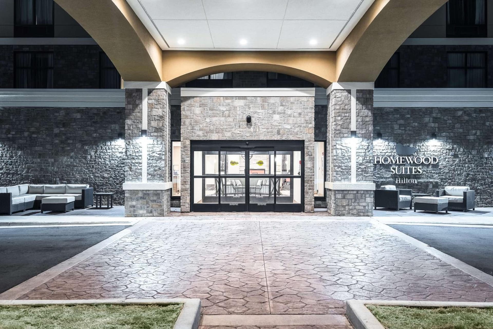 Homewood Suites By Hilton Fayetteville interior in Fayetteville, NC — gallery photo 2