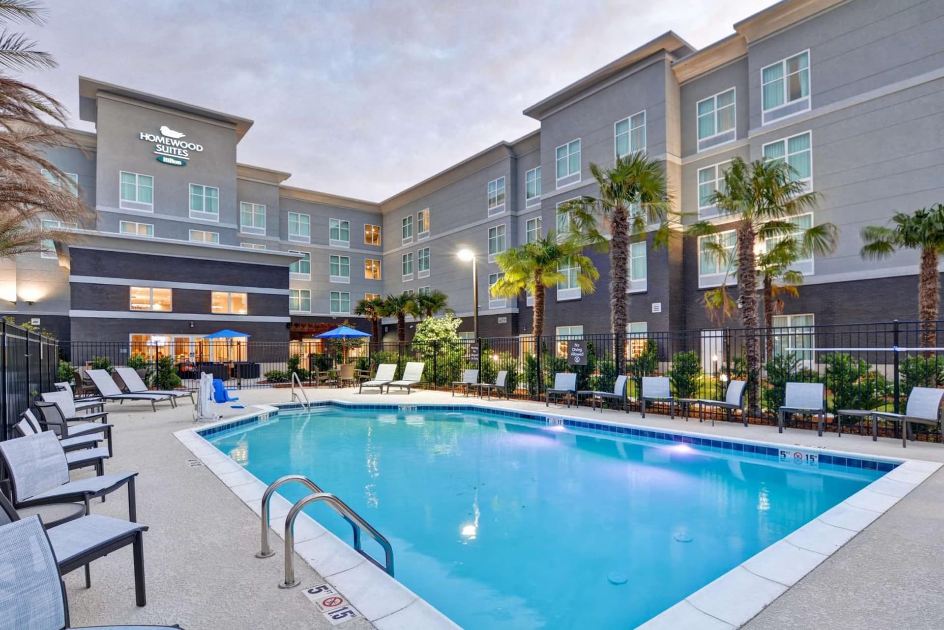 Homewood Suites by Hilton New Orleans Westbank interior in Gretna, LA — gallery photo 2