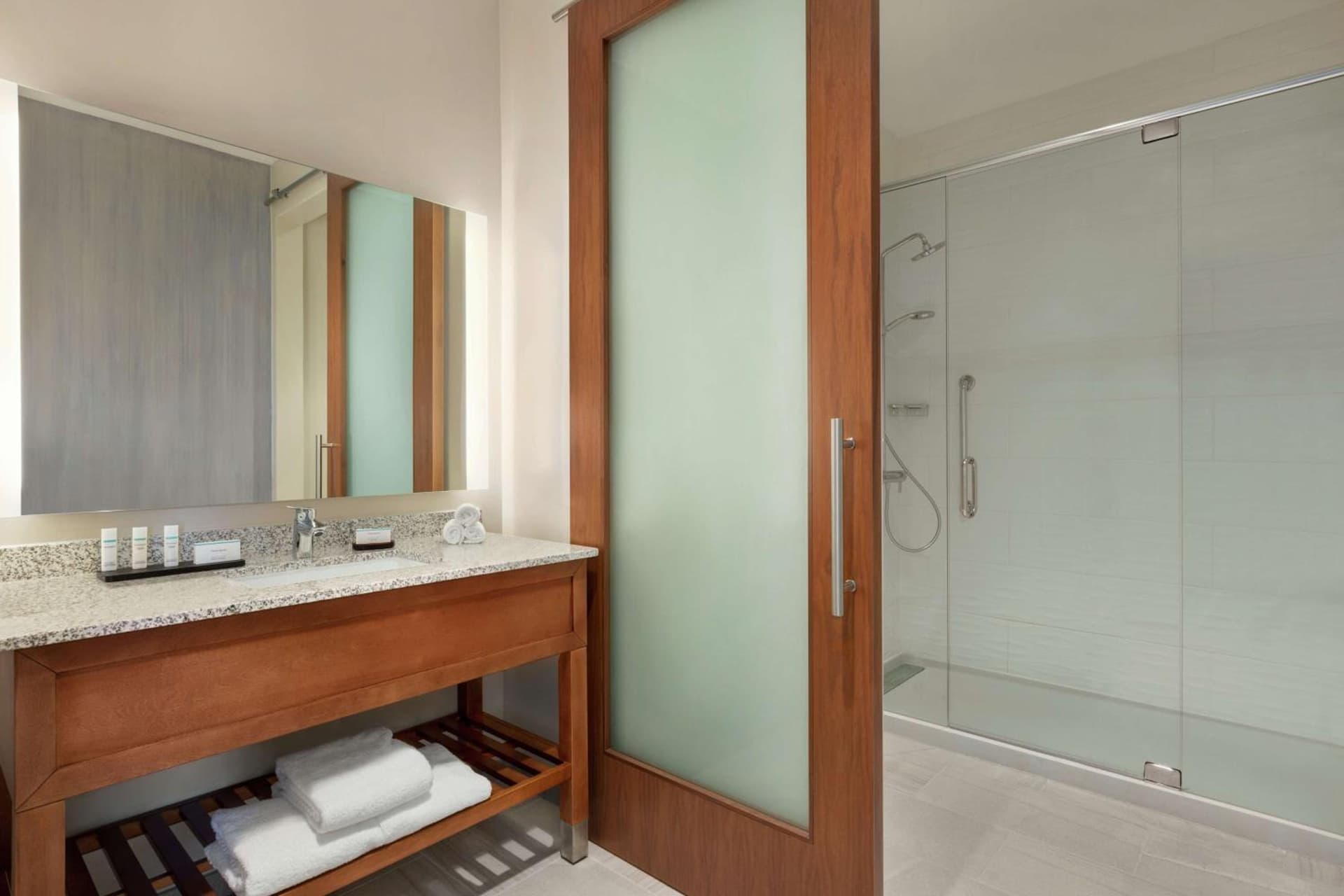 Embassy Suites By Hilton Sarasota gallery photo in Sarasota, FL — image 26