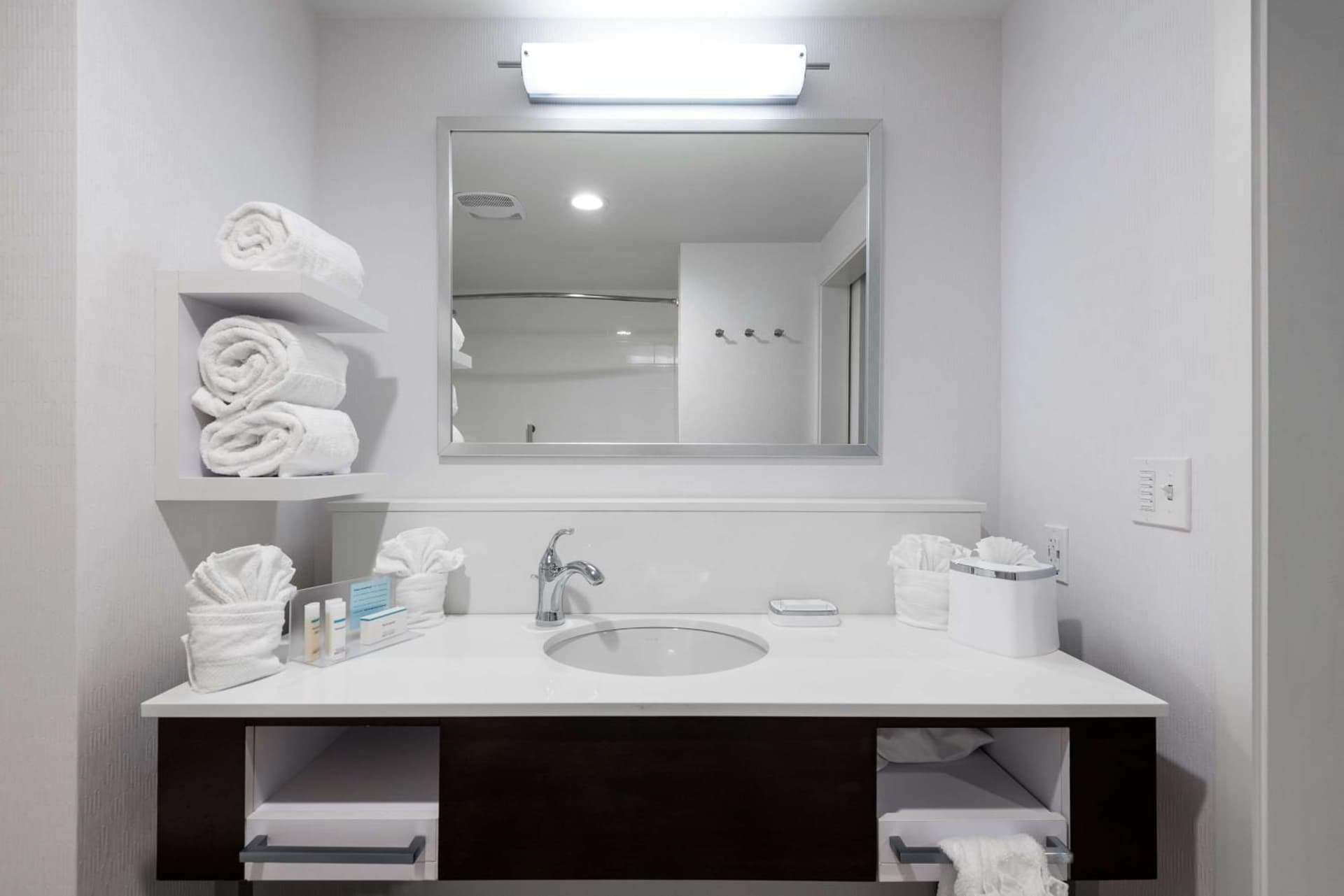 Hampton Inn & Suites West Melbourne-Palm Bay Road gallery photo in Melbourne, FL — image 19