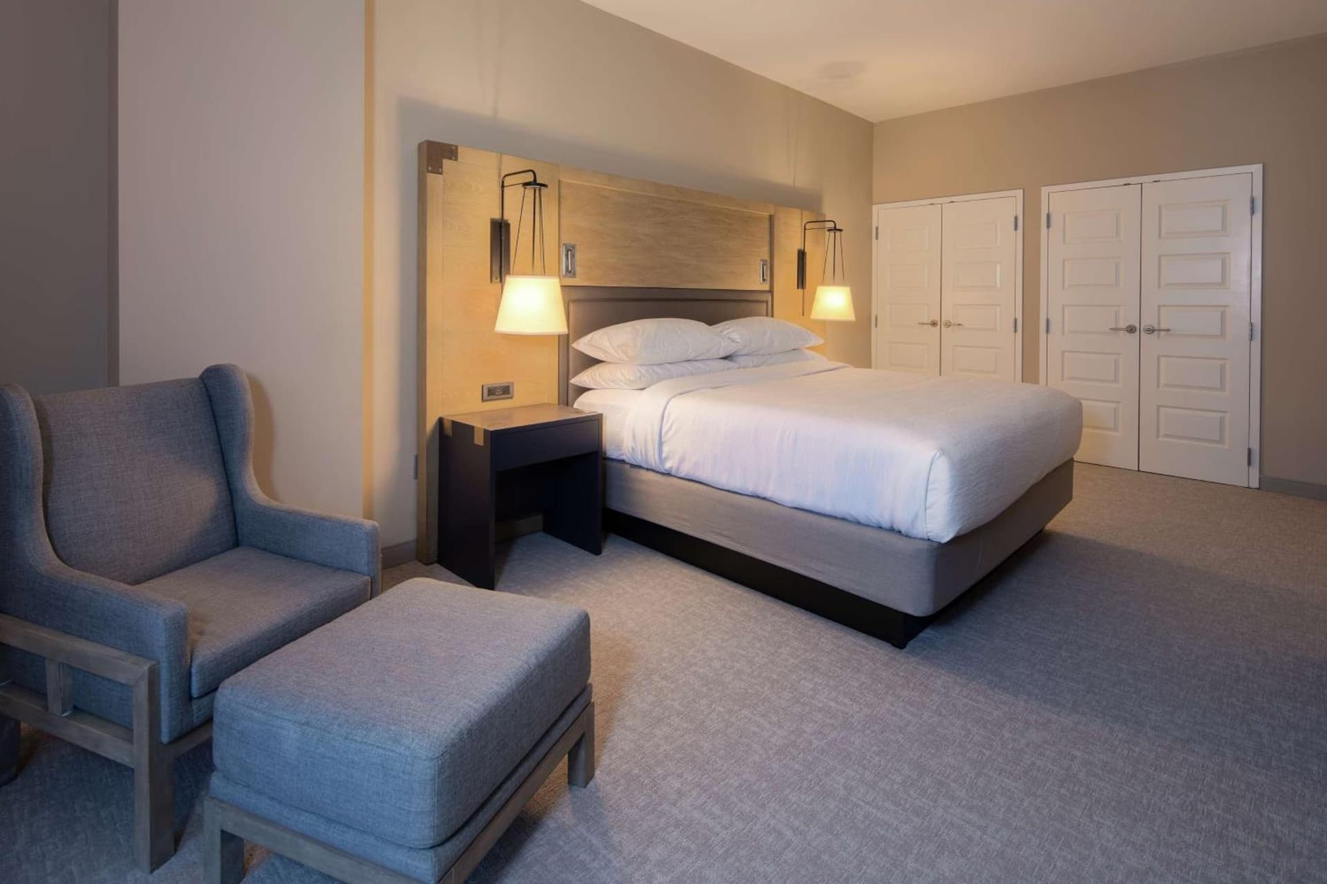 Embassy Suites St Augustine Beach Oceanfront Resort gallery photo in Saint Augustine Beach, FL — image 62
