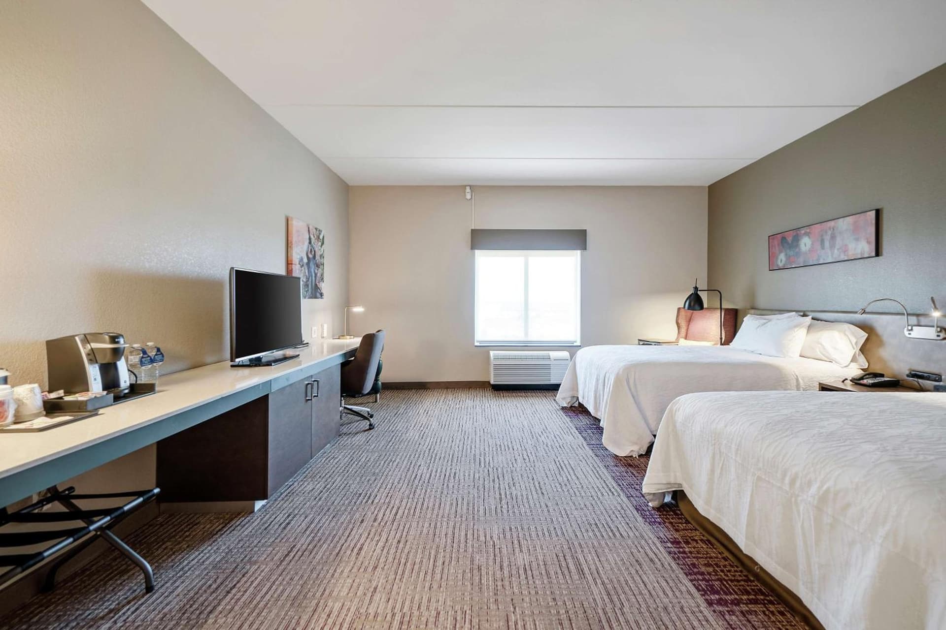 Hilton Garden Inn Edmond/Oklahoma City North interior in Edmond, OK — gallery photo 2