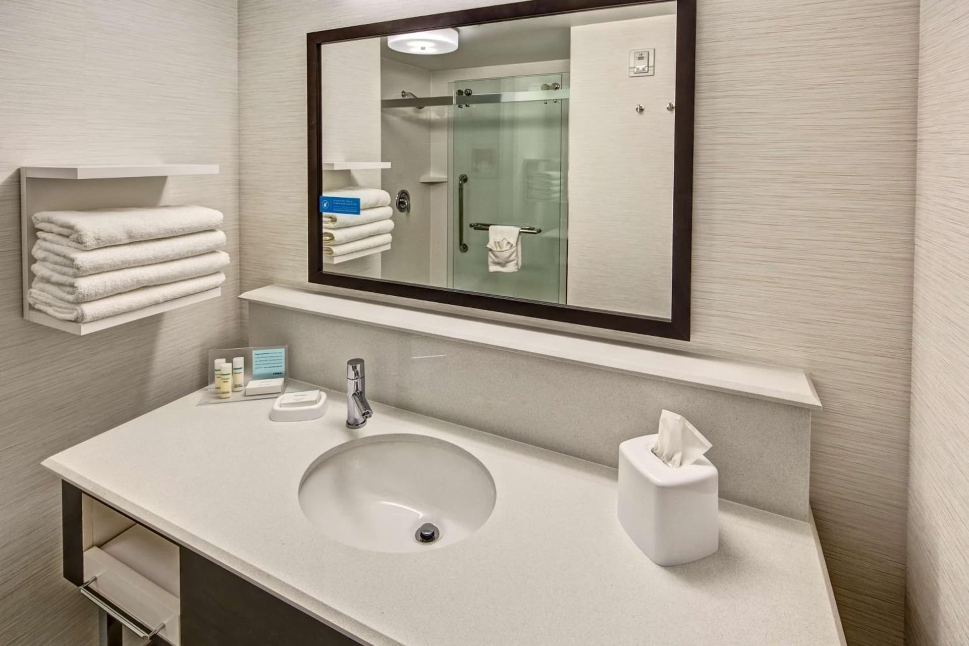 Hampton Inn & Suites Franklin Berry Farms, Tn gallery photo in Franklin, TN — image 12