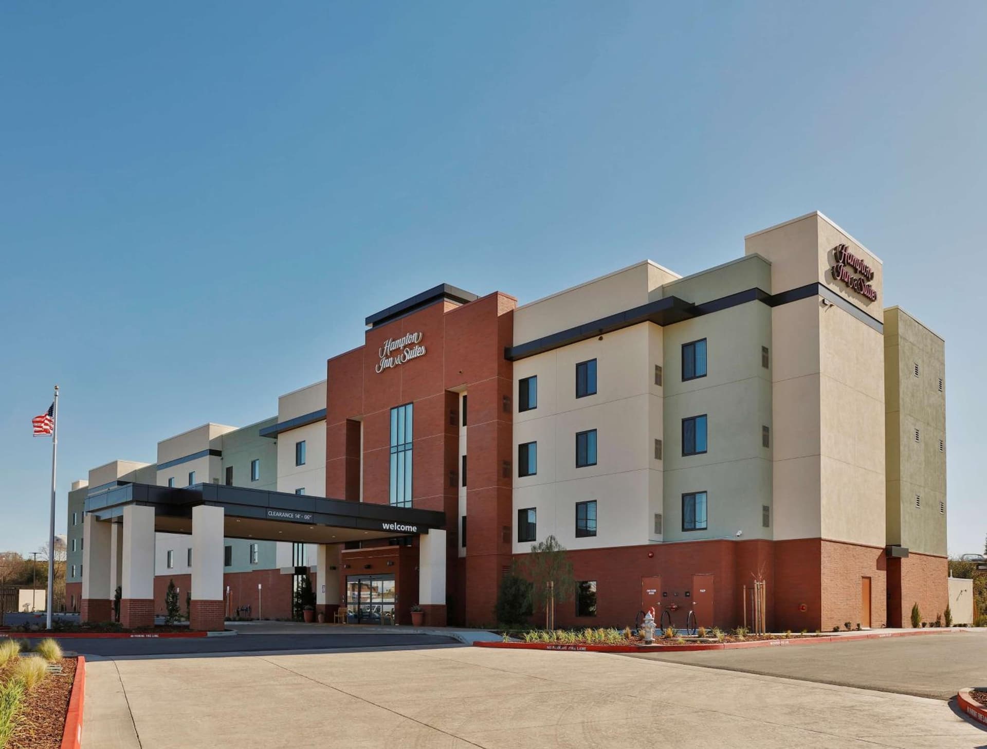 Hampton Inn & Suites Sacramento at CSUS property views in Sacramento, CA — gallery photo 3